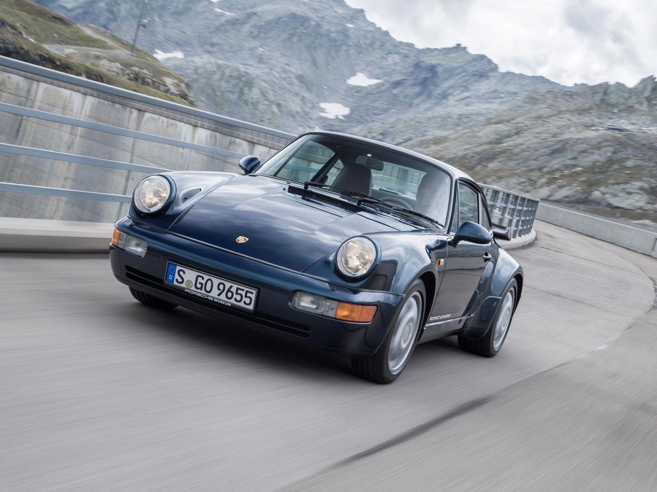 電影《絕地戰警》(Bad Boys)中的保時捷911 Turbo(Type 964)。