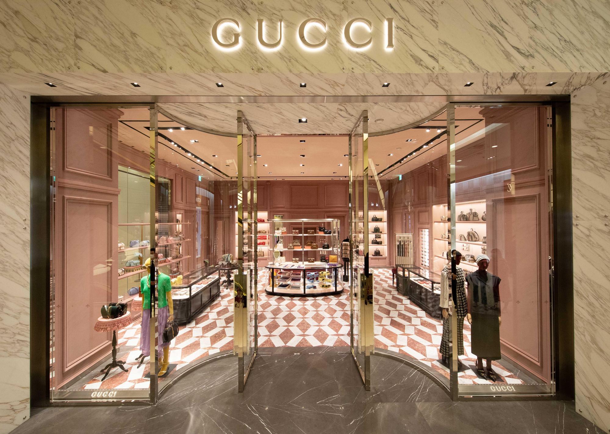 GUCCI宣佈於台北SOGO百貨復興館開設專門店，近340平方米的零售空間換上創意總監Alessandro Michele帶來的全新形象概念。（GUCCI提供）