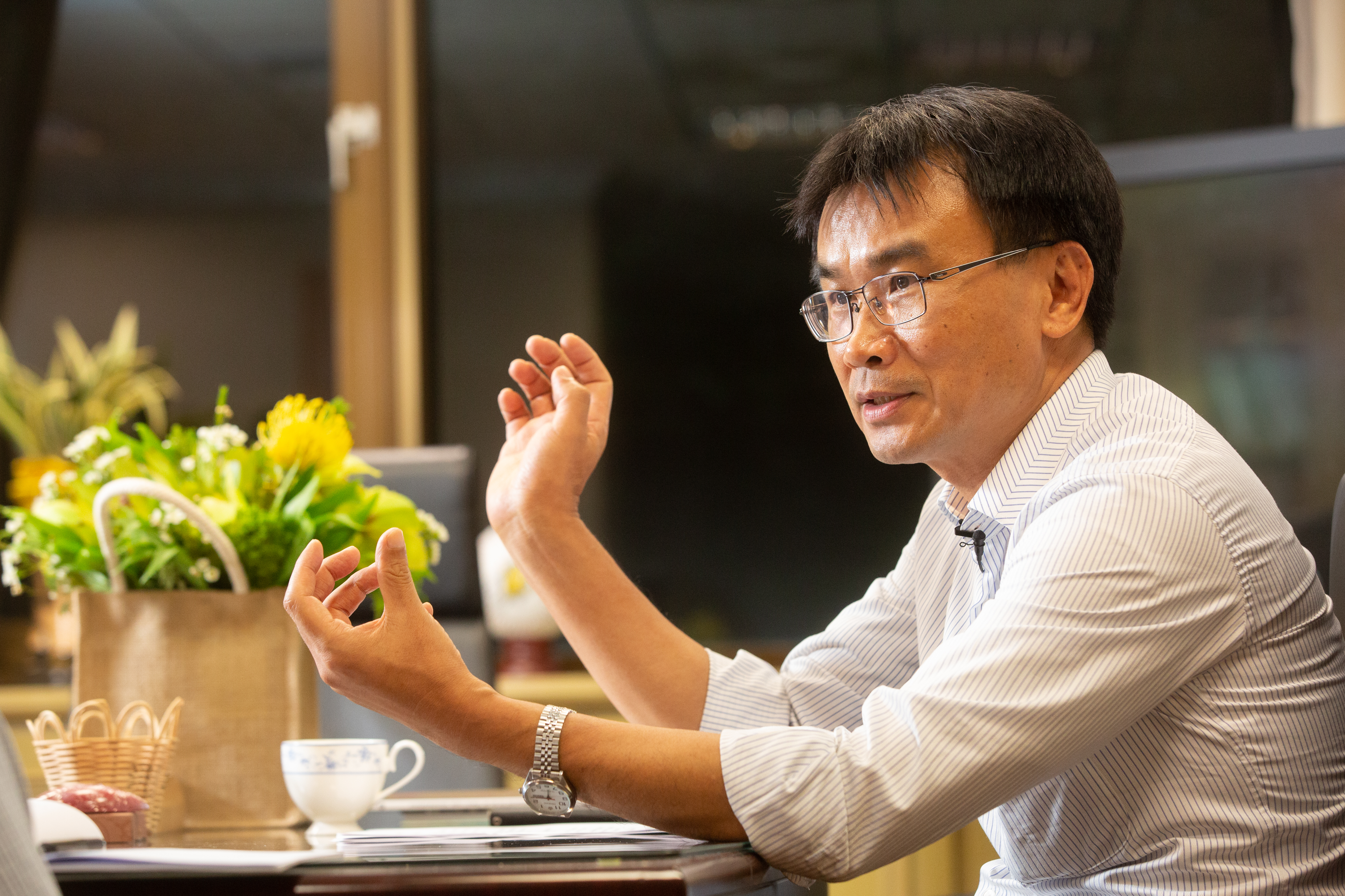 政府近日擴大紓困措施，農委會主委陳吉仲稍早宣布，有99萬農民資料在管理系統中已登錄完整，不必特別赴農會申辦，補助款將於15日前匯入帳戶。（本刊資料照）