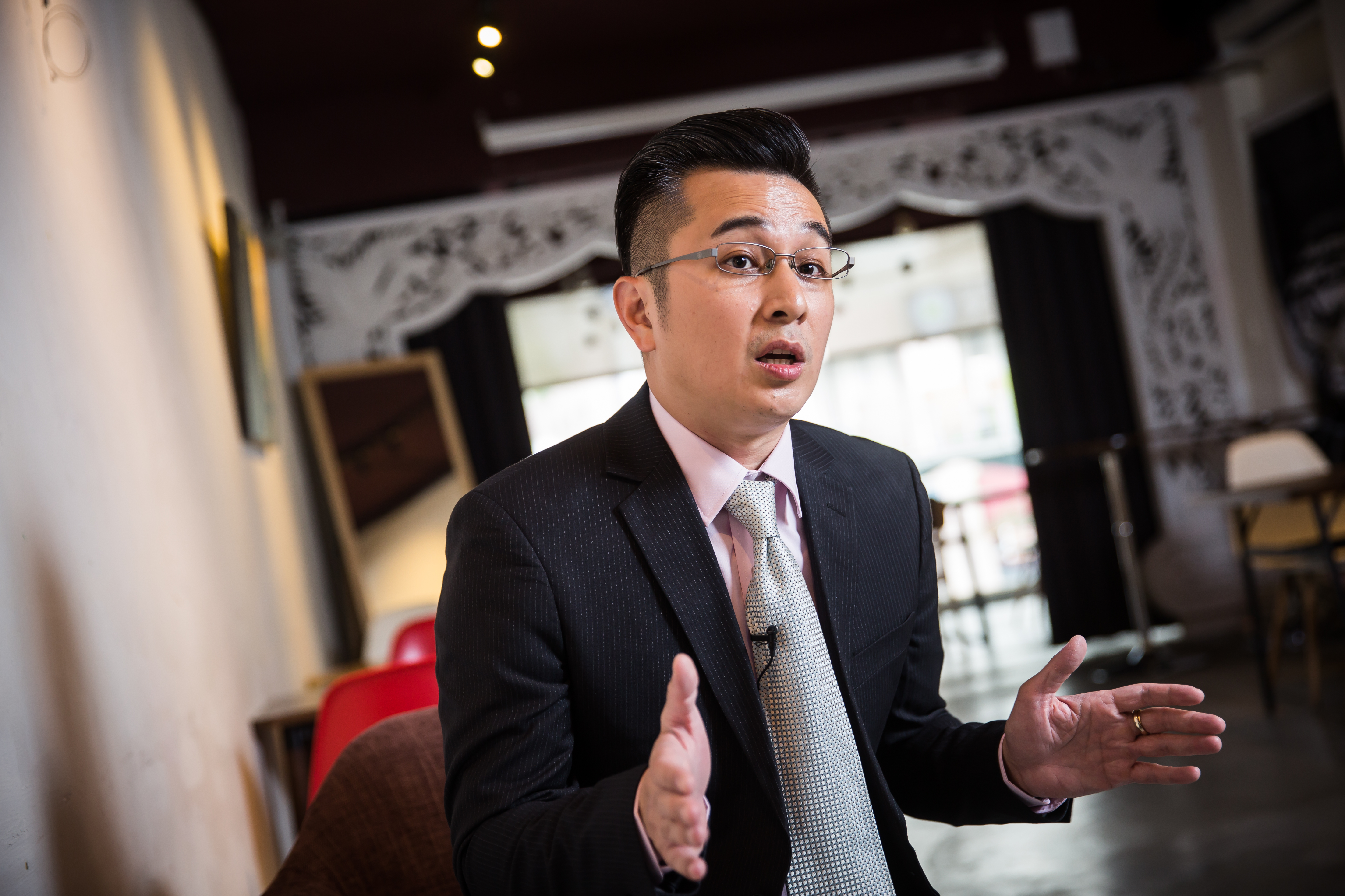 台股ETF操作簡單，王軍凱領息也賺價差。