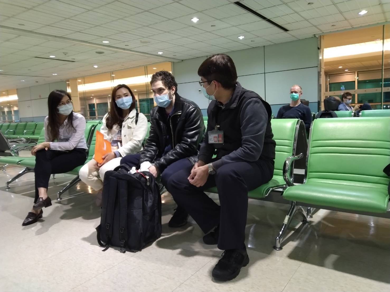 西班牙籍男子涉綁架性侵案，躲藏台灣遭遣返。（刑事局提供）