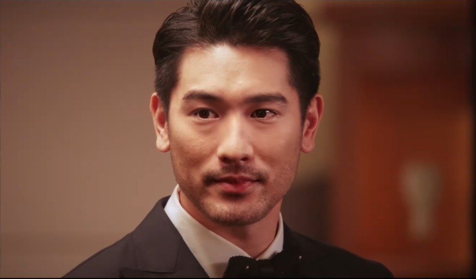 高以翔遺作《怪你過分美麗》近日發布預告，他的暖男眼神又再逼哭粉絲。（翻攝自《怪你過分美麗》官方微博）