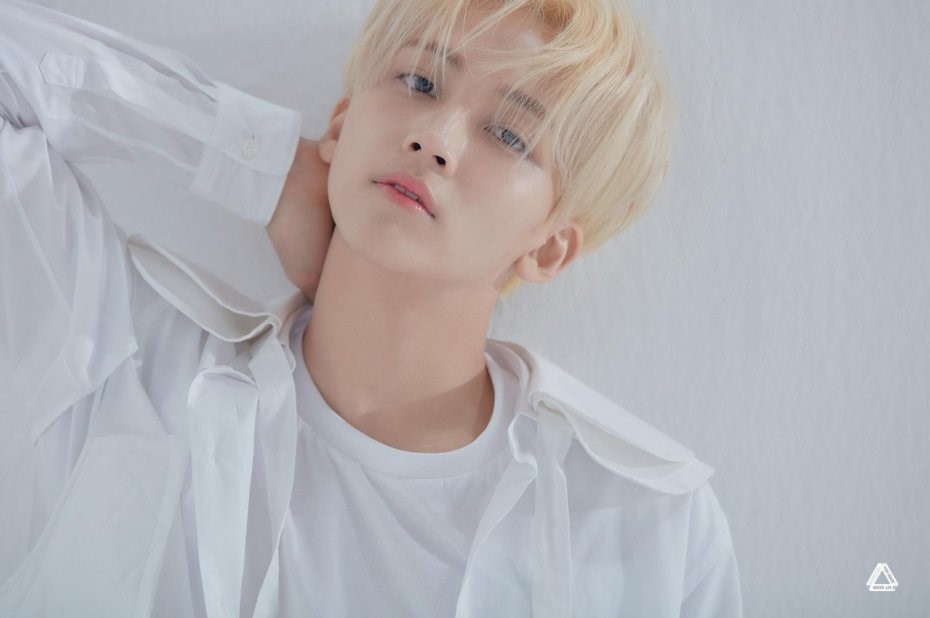 淨漢日前不慎在直播過程爆粗口兩度向粉絲致歉，表示之後會更加小心。（翻攝自Naver）