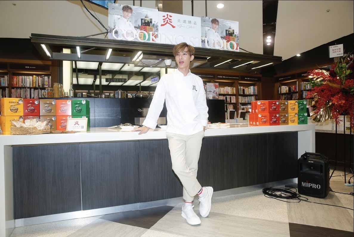 炎亞綸砸百萬投資自家乾拌麵。