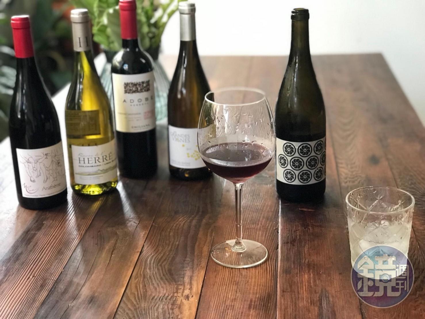 「50/45 Winehaus」離我生活圈有點遠,還好我可以選酒回家慢慢喝。(50/45 Winehaus,酒款及價格請洽店家)