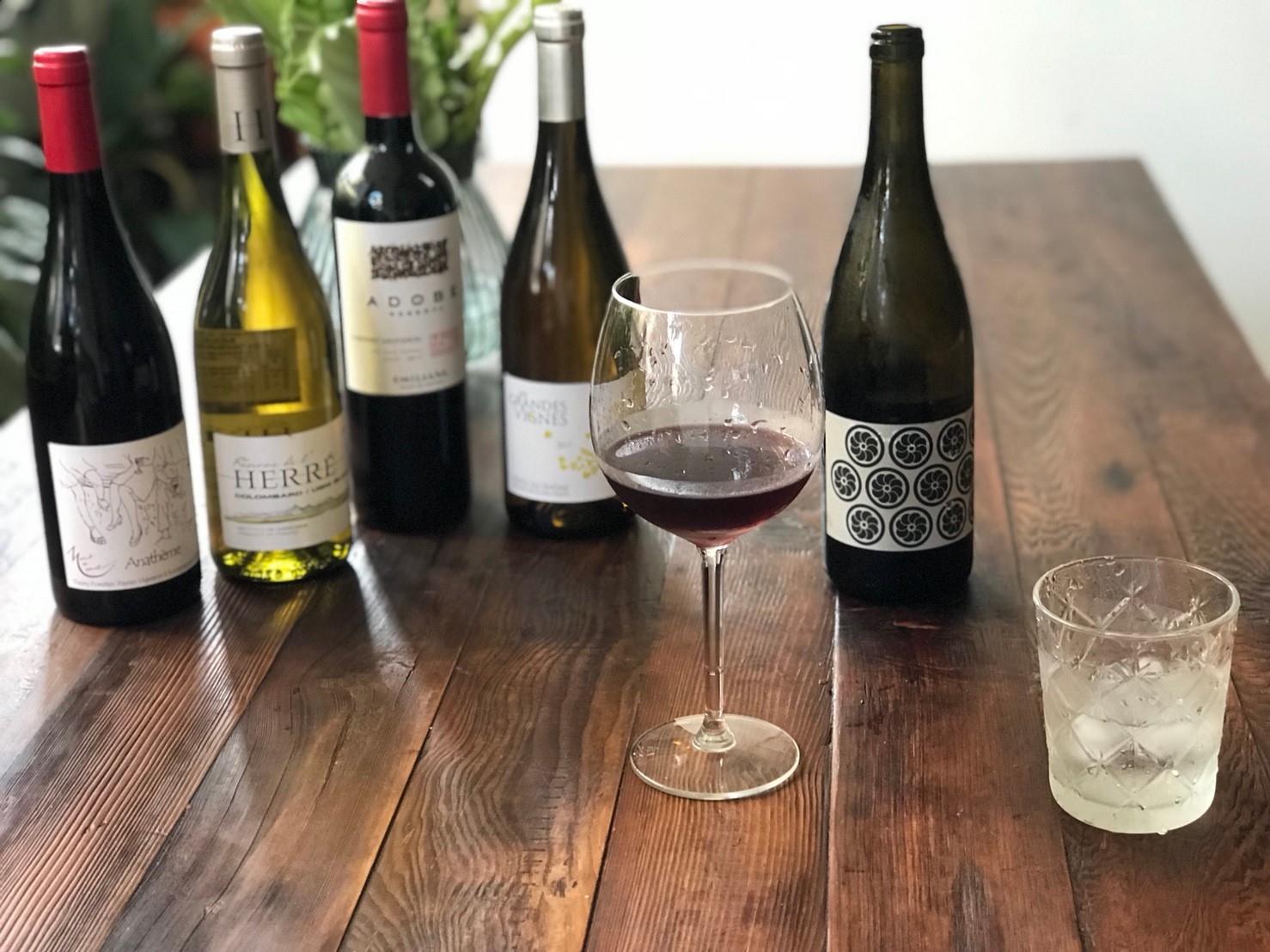 「50/45 Winehaus」離我生活圈有點遠，還好我可以選酒回家慢慢喝。（50/45 Winehaus，酒款及價格請洽店家）