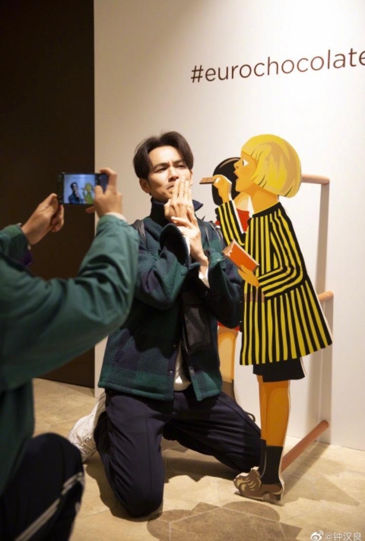 鍾漢良近年將工作重心移至大陸發展,拍了不少戲劇作品。(翻攝自鍾漢良微博)