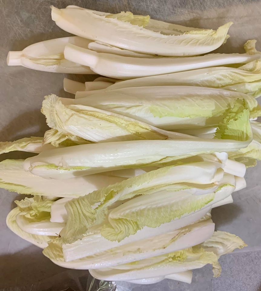 準備好白菜心。