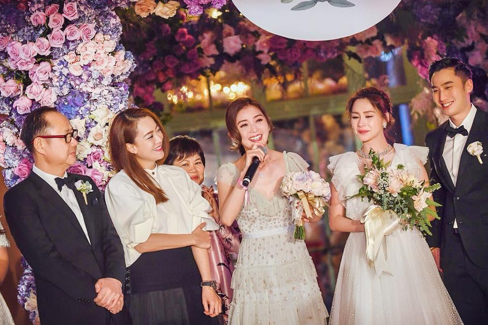 TWINS兩成員感情超好，阿嬌（右二）結婚時，阿SA（中）在婚禮上獻祝詞泣不成聲。（翻攝TWINS臉書）