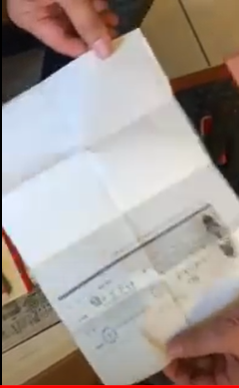 警方查扣支票等詐騙證物。（刑事局提供）