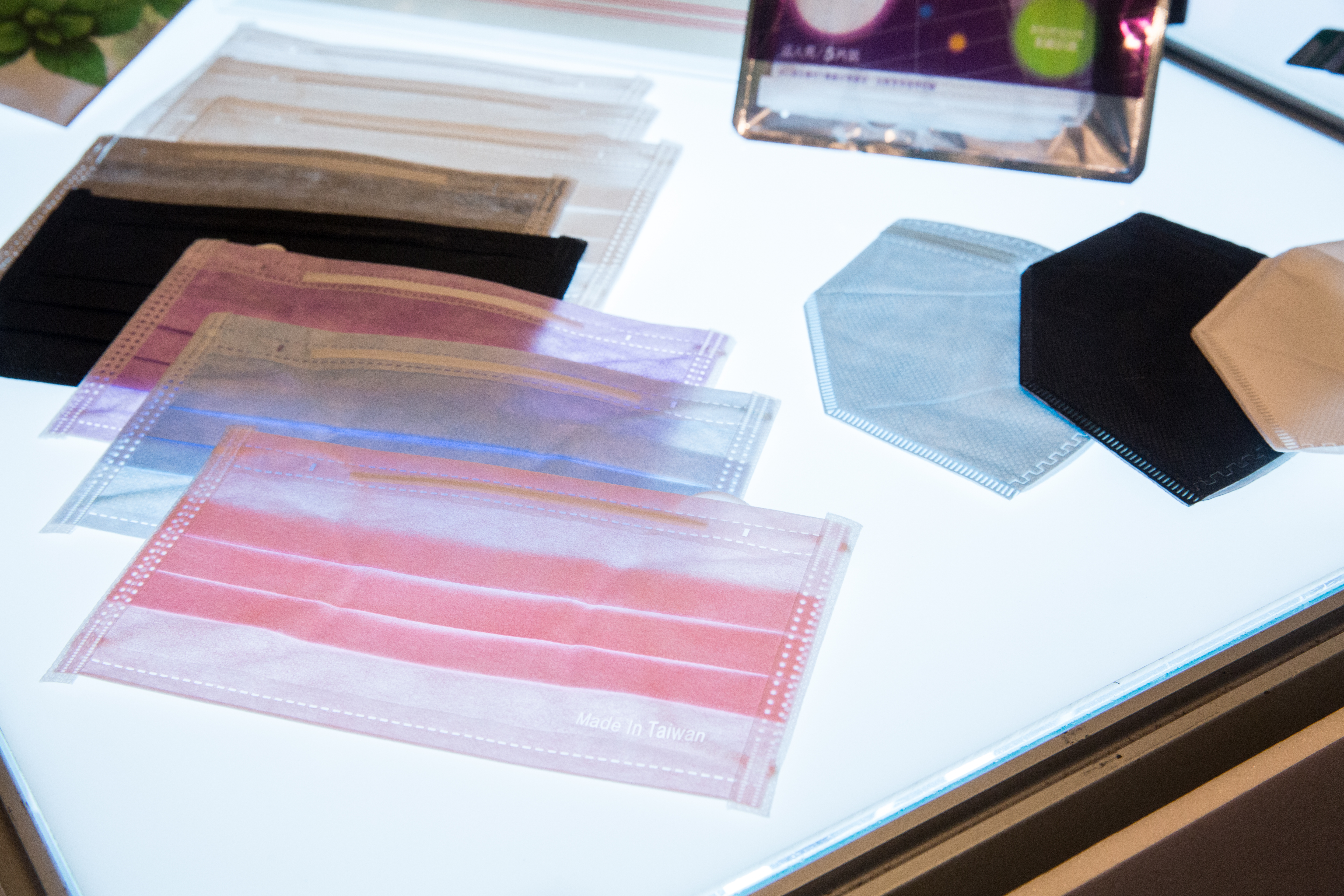 自6月1日起國內醫療口罩徵用解禁。