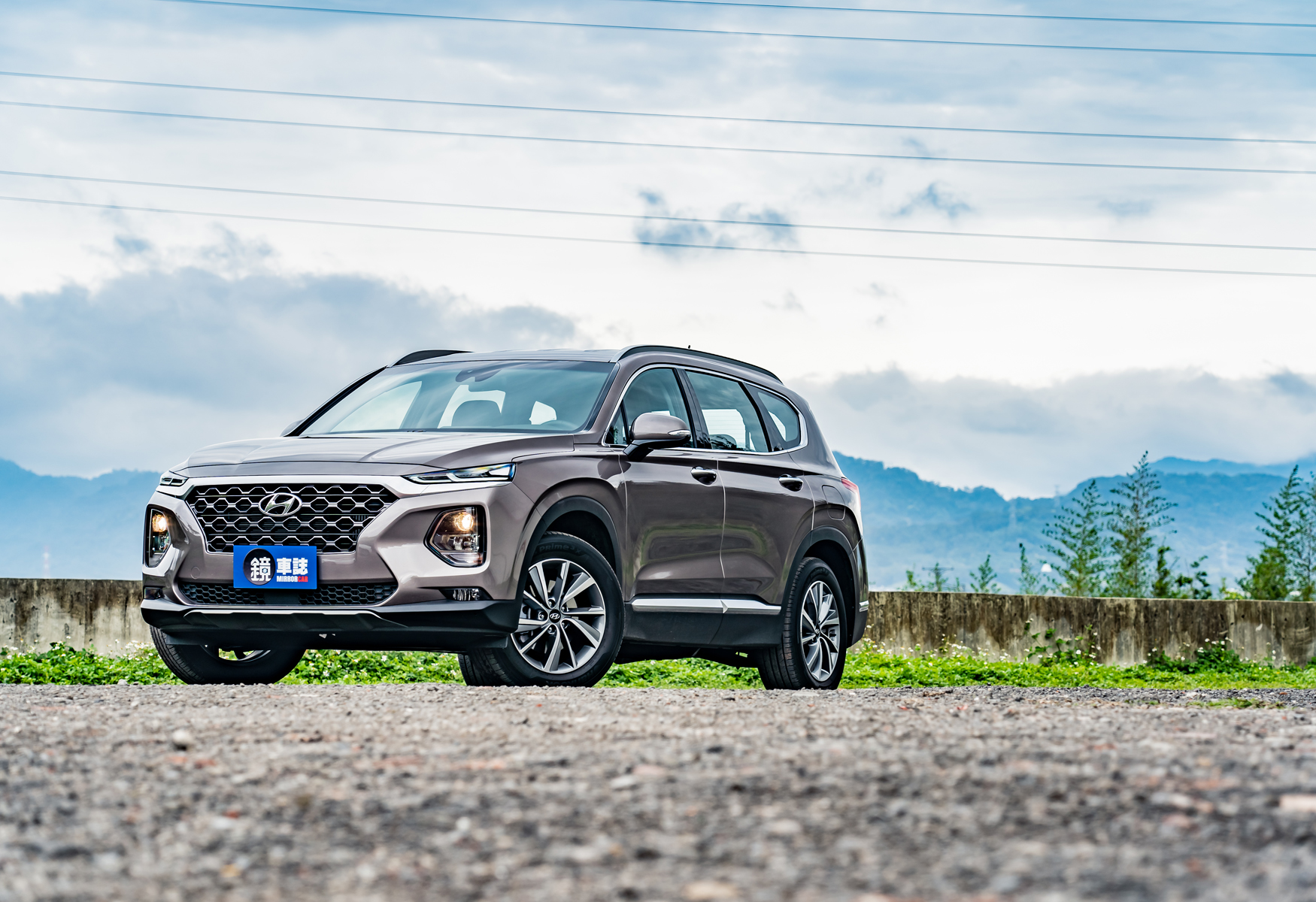 【鏡試駕】歐巴的移動城堡！HYUNDAI Santa Fe 2.2柴油旗艦版