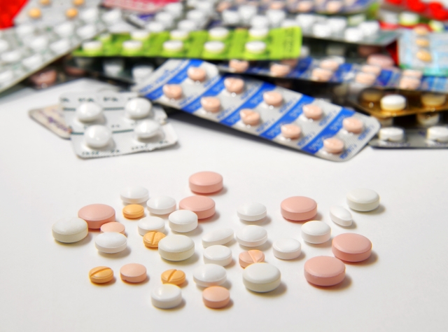 中國聲稱可以具有療效的「蓮花清瘟」，近日卻被瑞典官方列入「不推薦藥物」。（圖為示意圖，Photo-AC）