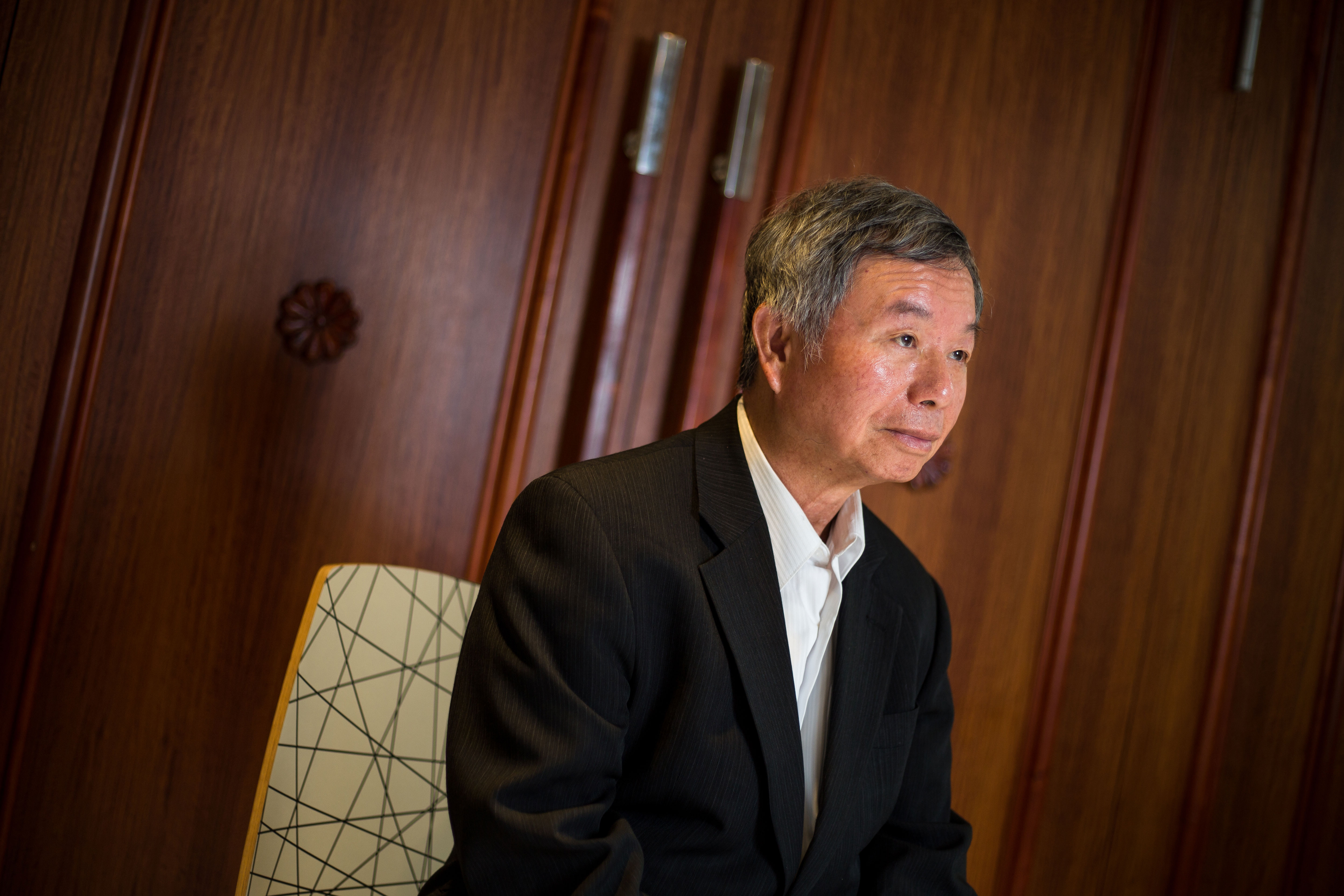 前衛生署長楊志良認為現行包括安寧醫療等做法已經足以保障病人臨終尊嚴和需求。