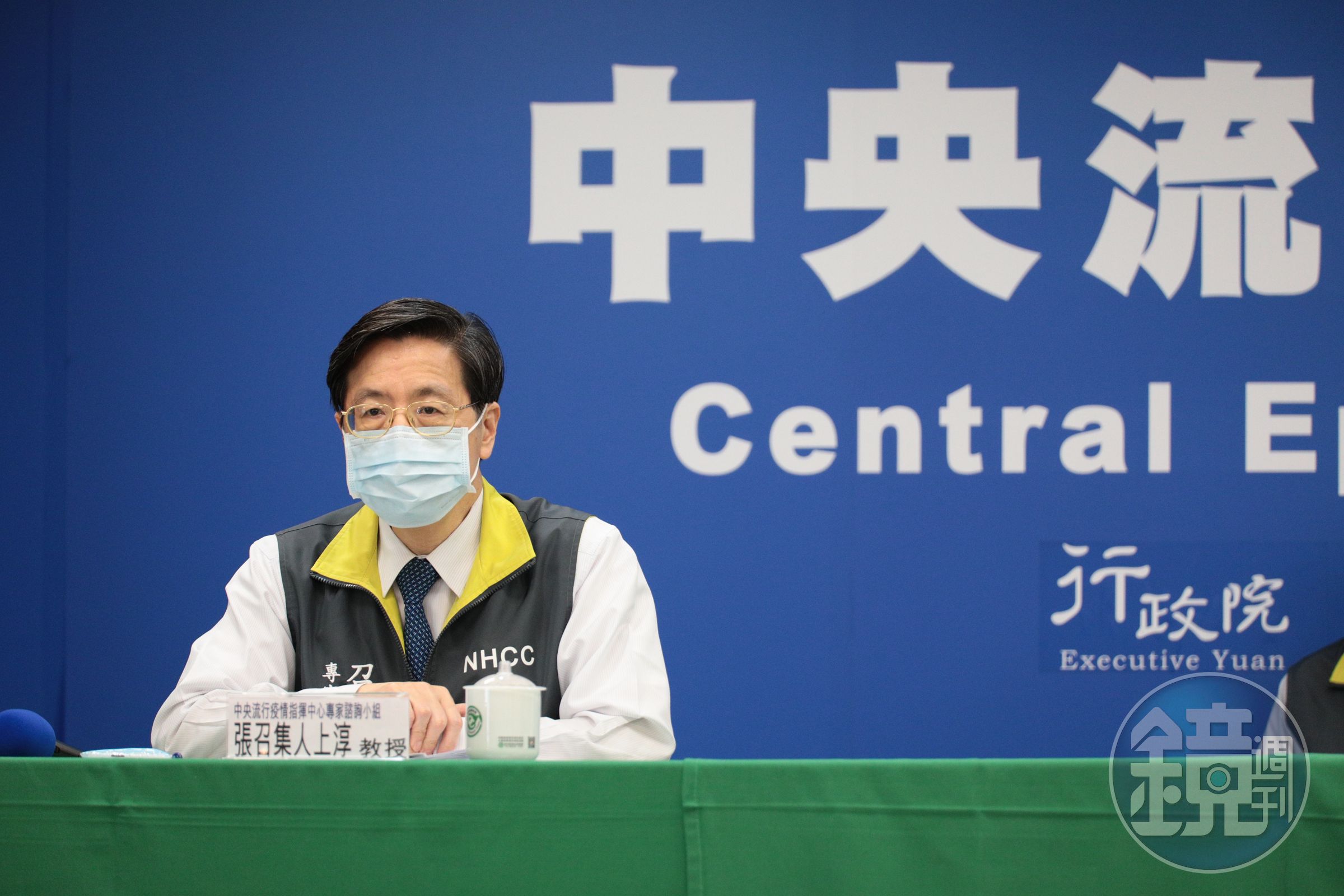 武漢肺炎國內今日新增1名死亡案例，張上淳表示，因為該個案長時間使用葉克膜，最後出現敗血性休克，接著多重器官衰竭，不幸過世。（指揮中心提供）