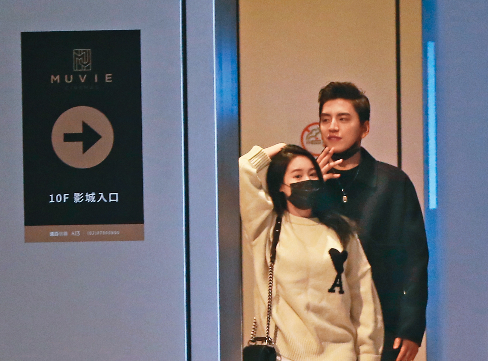 王大陸2月與Ivy約會，4月已回對岸工作，期間女友Ivy卻在IG痛罵也是王大陸好友的謝睿宸，要強吻她。