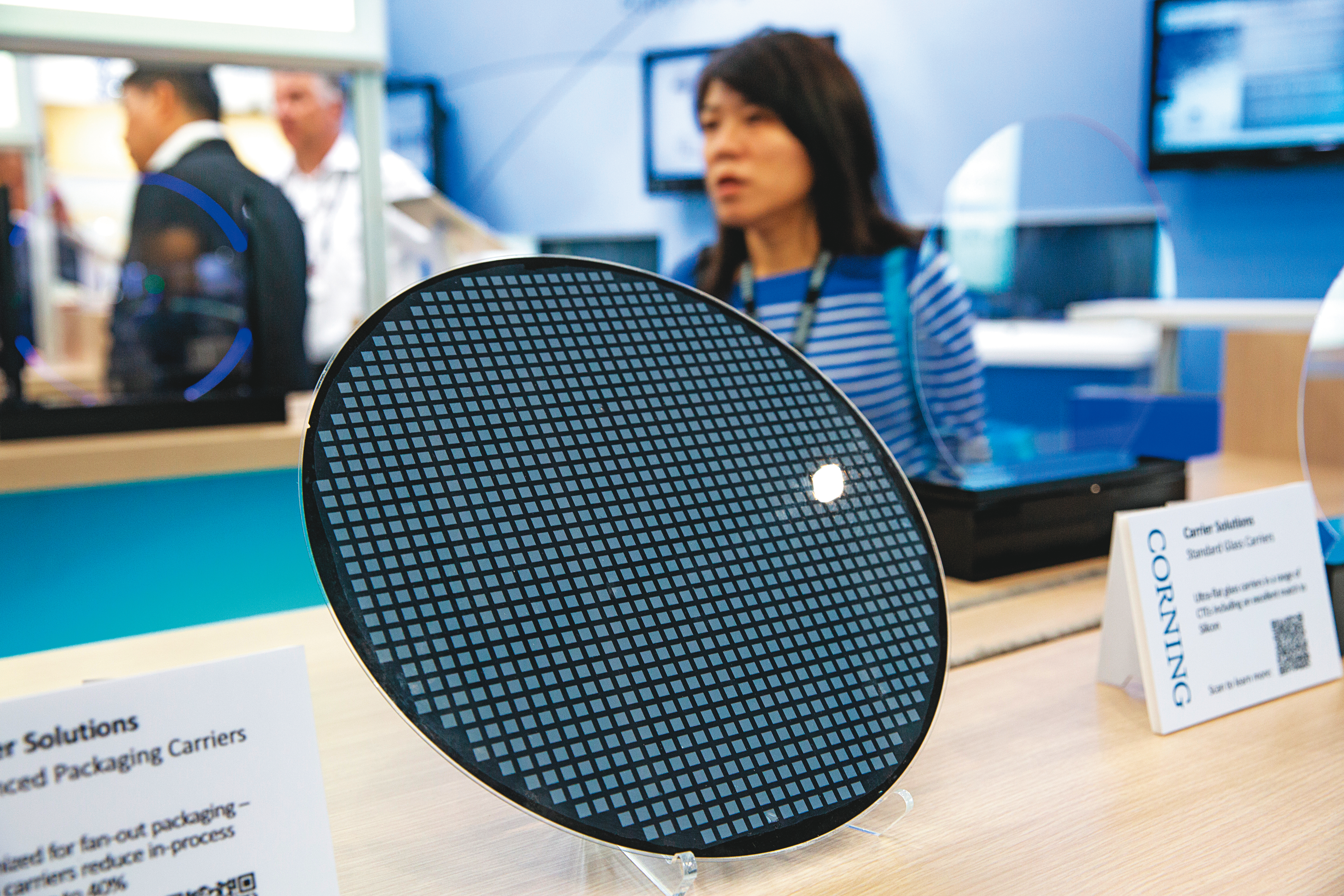 政院針對新興半導體、5G、AI三大科技產業研擬「大A+計畫」,盼結合國際大廠核心技術來台投資,穩固台灣高科技創新優勢。