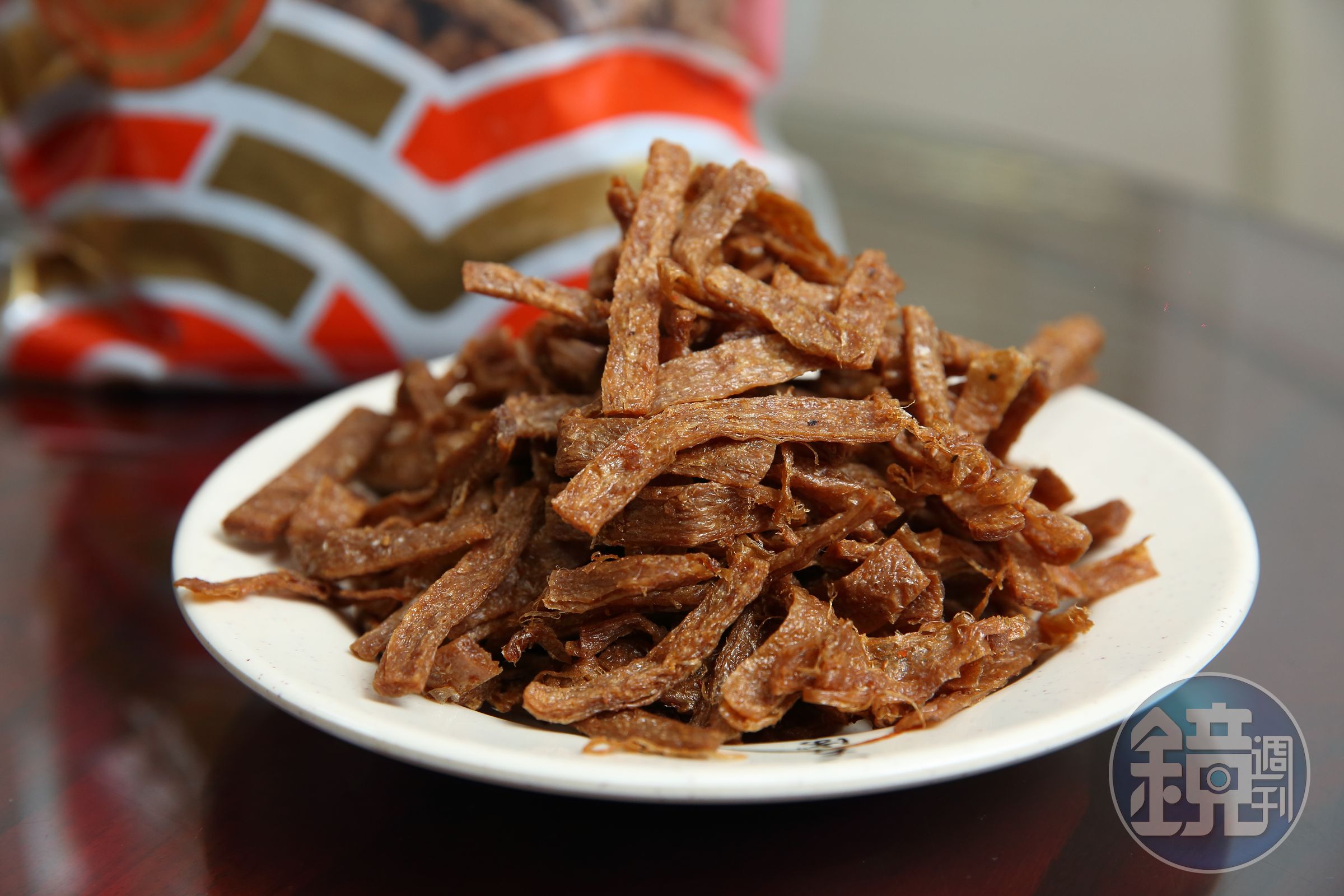 素蹄筋是謝奇峯第一個推出的素食產品，問世便熱賣至今。（240元/3包）