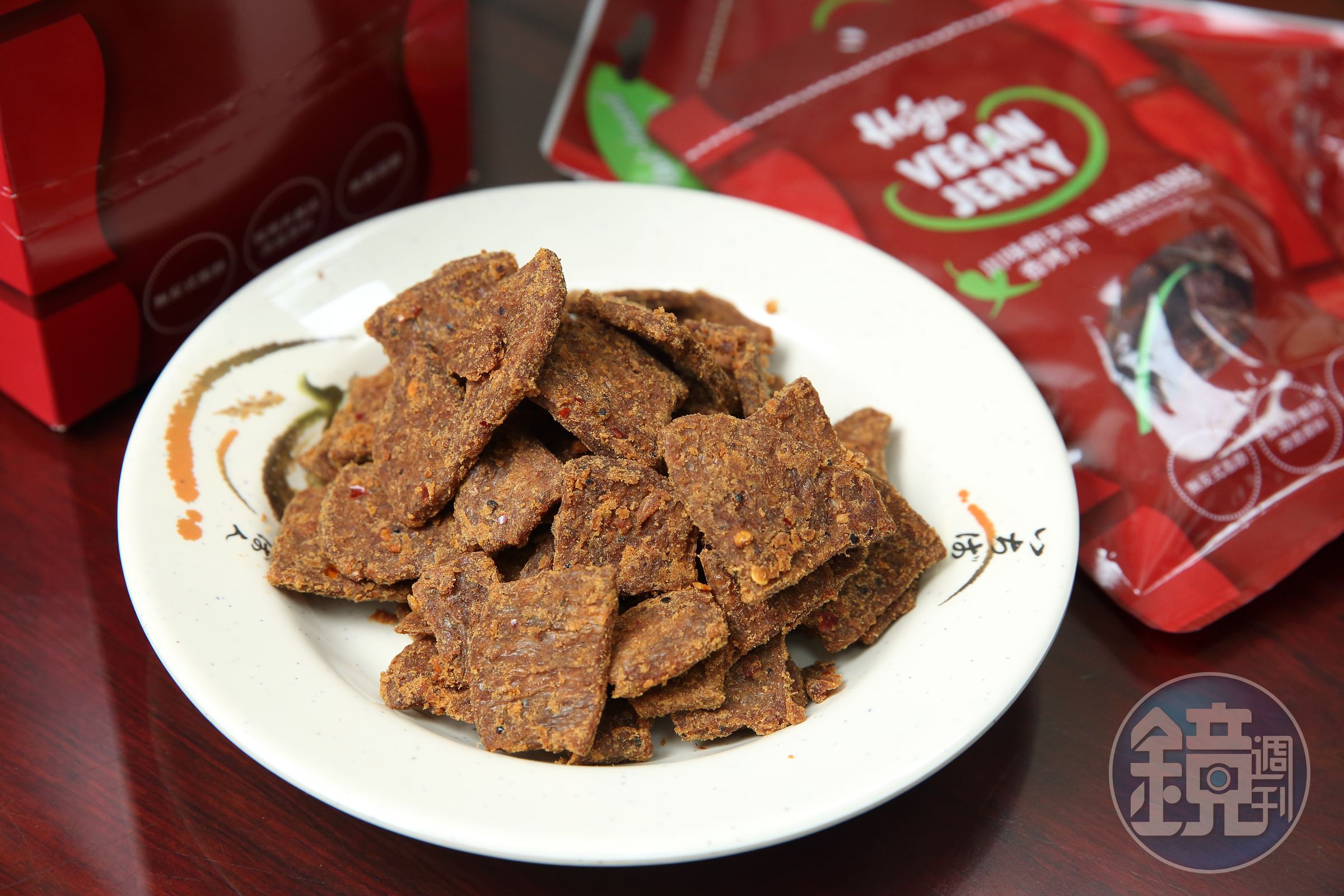 弘陽的人造肉乾被全球最大肉乾公司Jack Link's的CEO大讚極似真肉乾，口感很有嚼勁。