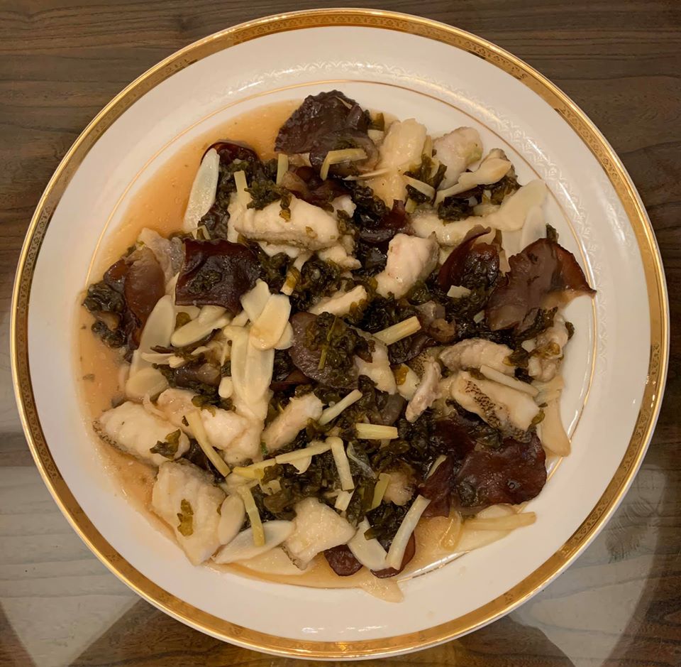 這道菜分量十足，熱量負擔又輕，多吃台灣飼養的石斑魚吧！
