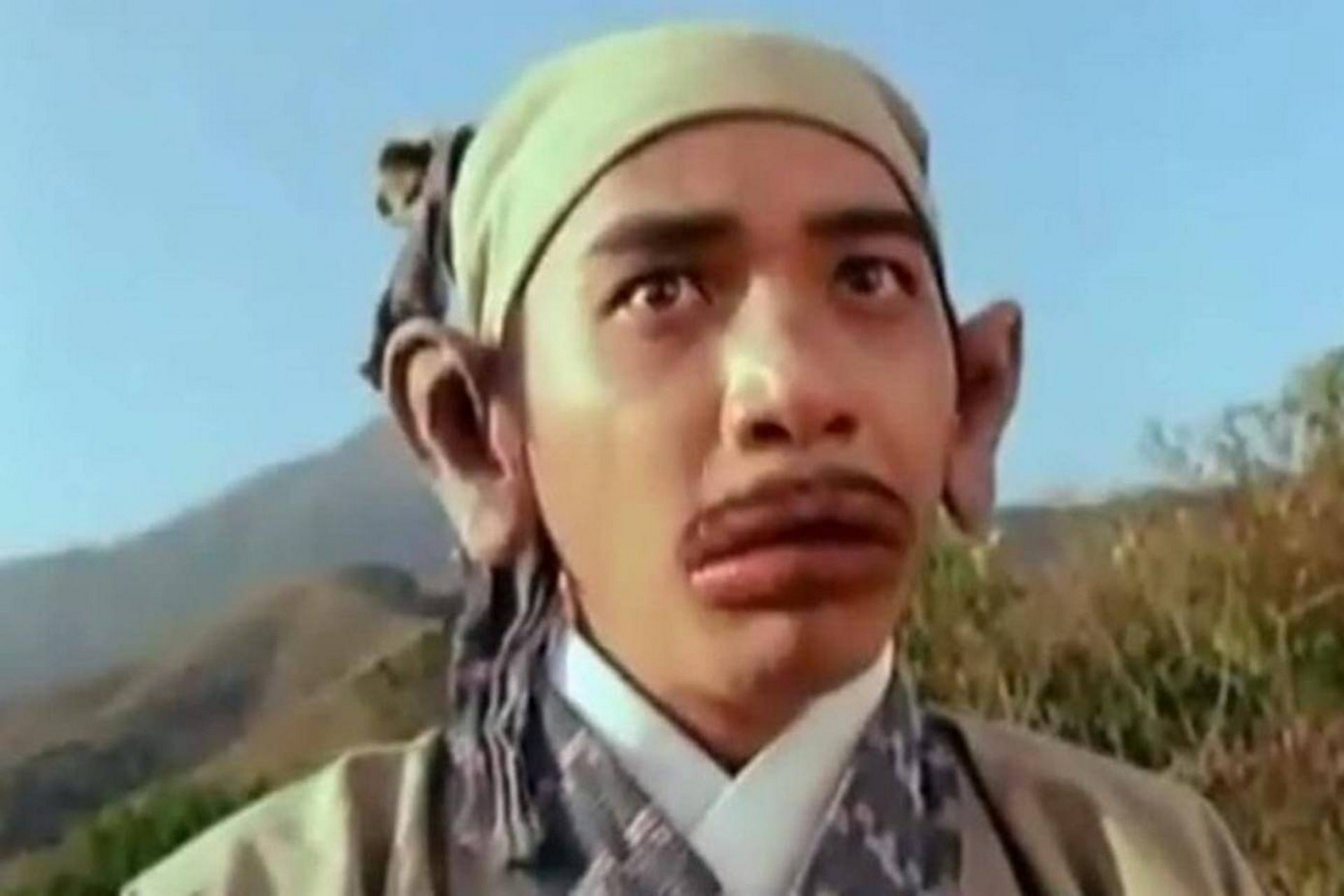 梁朝偉的香腸嘴被做成不少哏圖在網路瘋傳。（CatchPlay）