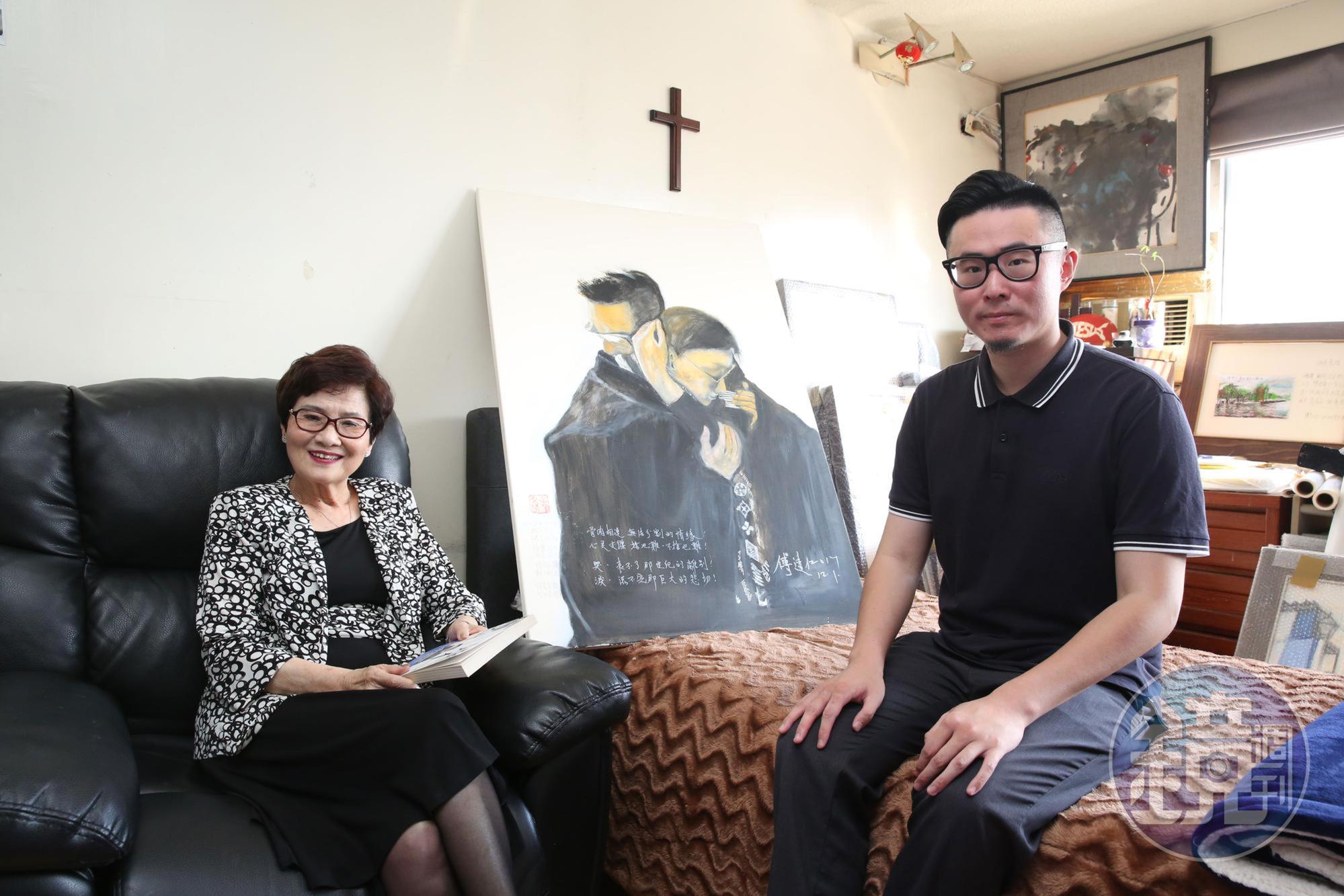鄭貽（左）和傅俊豪（右）母子花了很多時間才接受傅達仁選擇安樂死，對於可能的法律責任也事先考慮過，決定承擔。