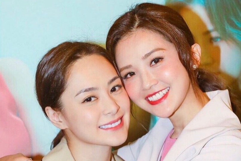 「阿嬌」鍾欣潼（左）與賴弘國離婚，好姐妹「阿Sa」蔡卓妍（右）取消男方追蹤出氣。（翻攝自鍾欣潼IG）