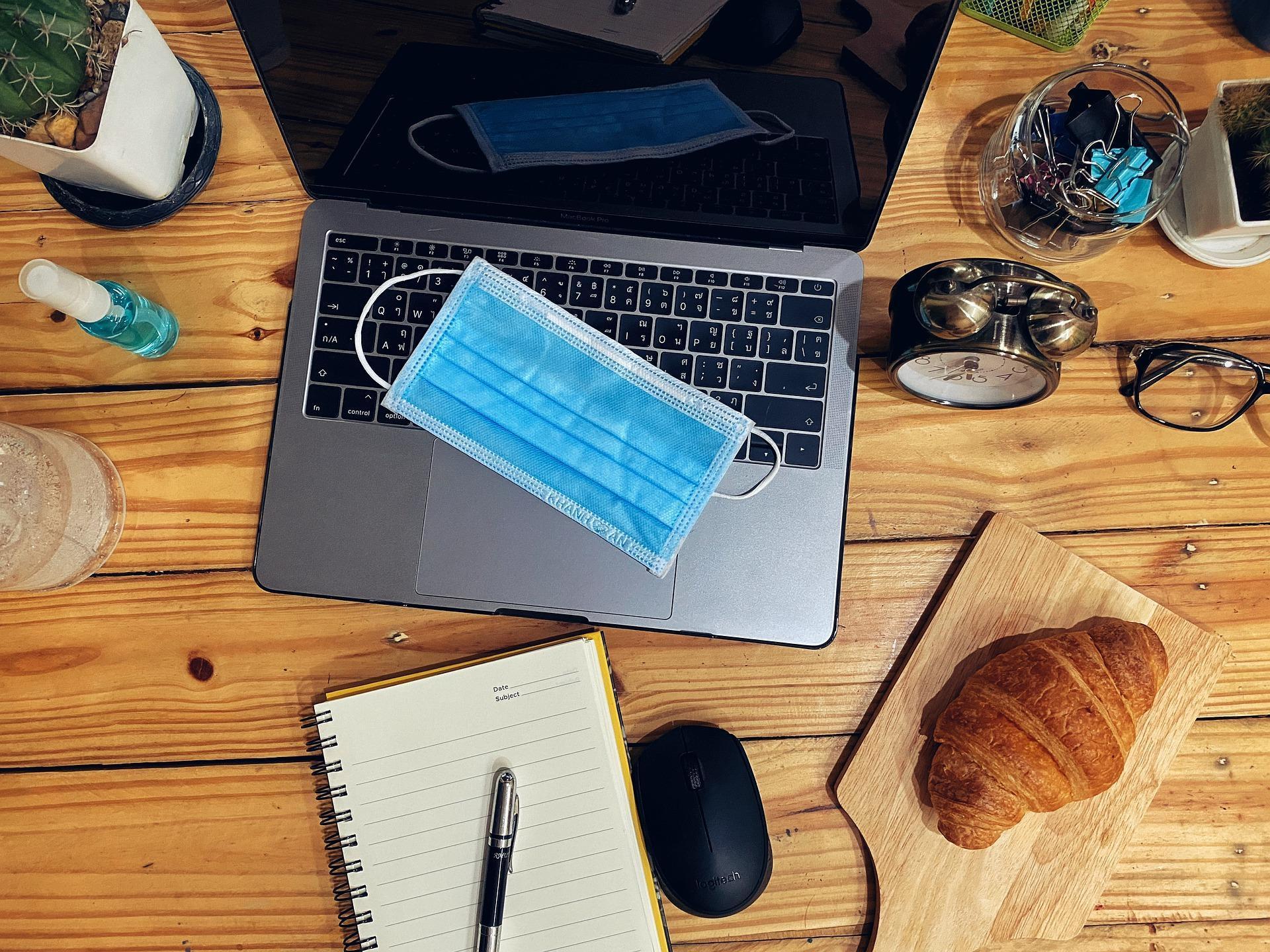 武漢肺炎疫情加速了企業界推動遠距工作的腳步。（網路截圖：Pixabay）
