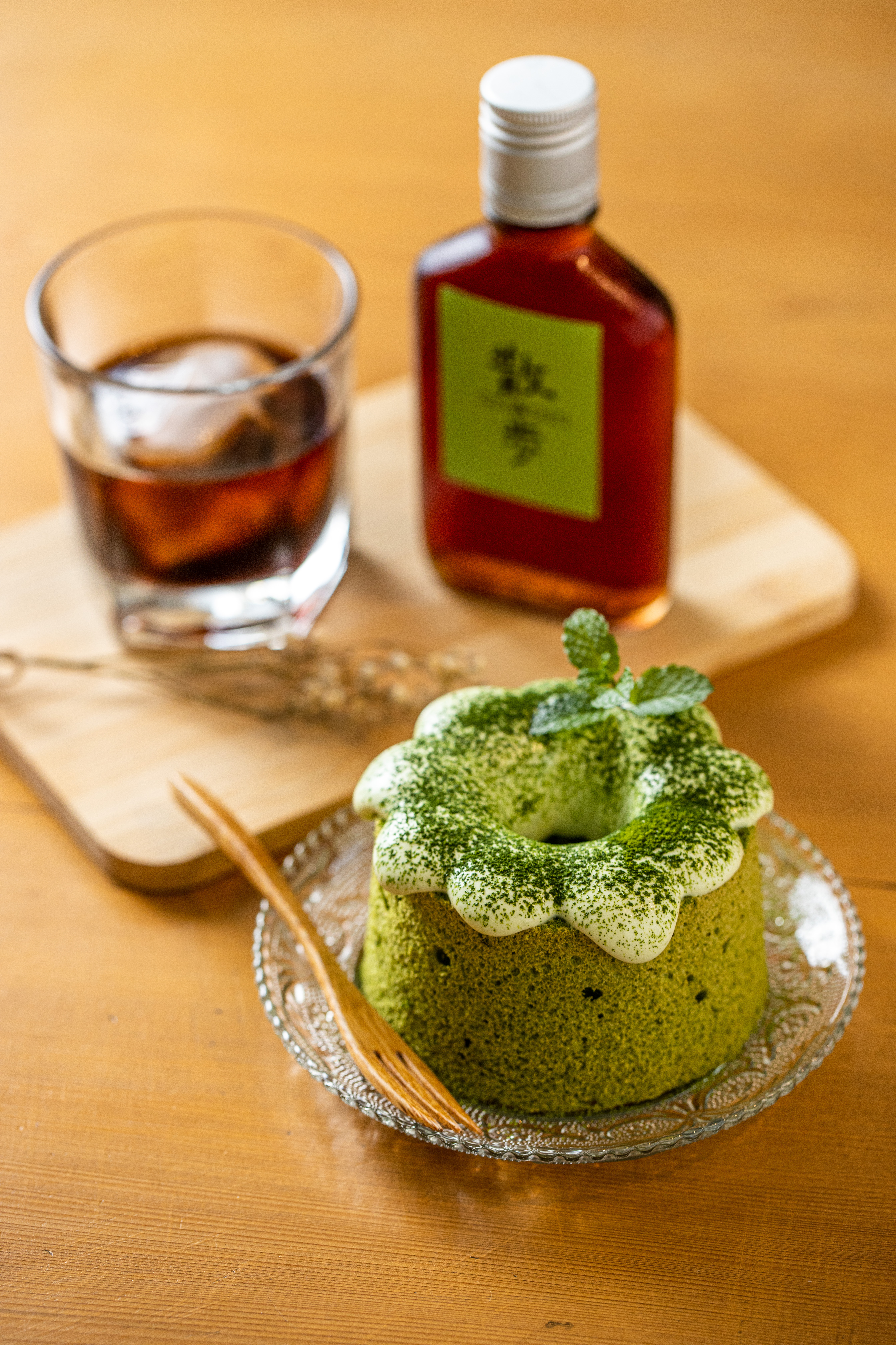 「小山園抹茶戚風」充滿抹茶清香及苦澀餘韻。（100元／份）