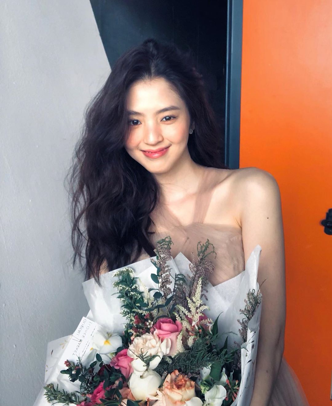 《夫婦的世界》小三韓素希藉本劇獲得高度關注，她在IG發表感言感謝大家支持。（翻攝韓素希IG）