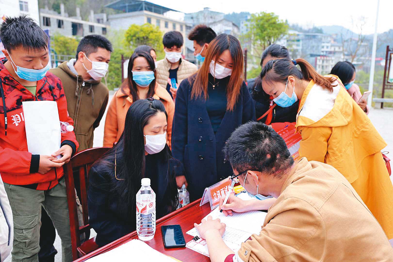 立訊透過挖角等方式,找到很多關鍵人才。(翻攝招工網)