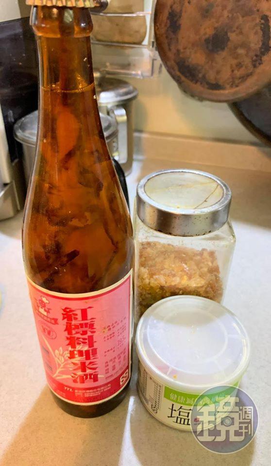 這鍋牛腩只用這3種調味料,不用滷包。