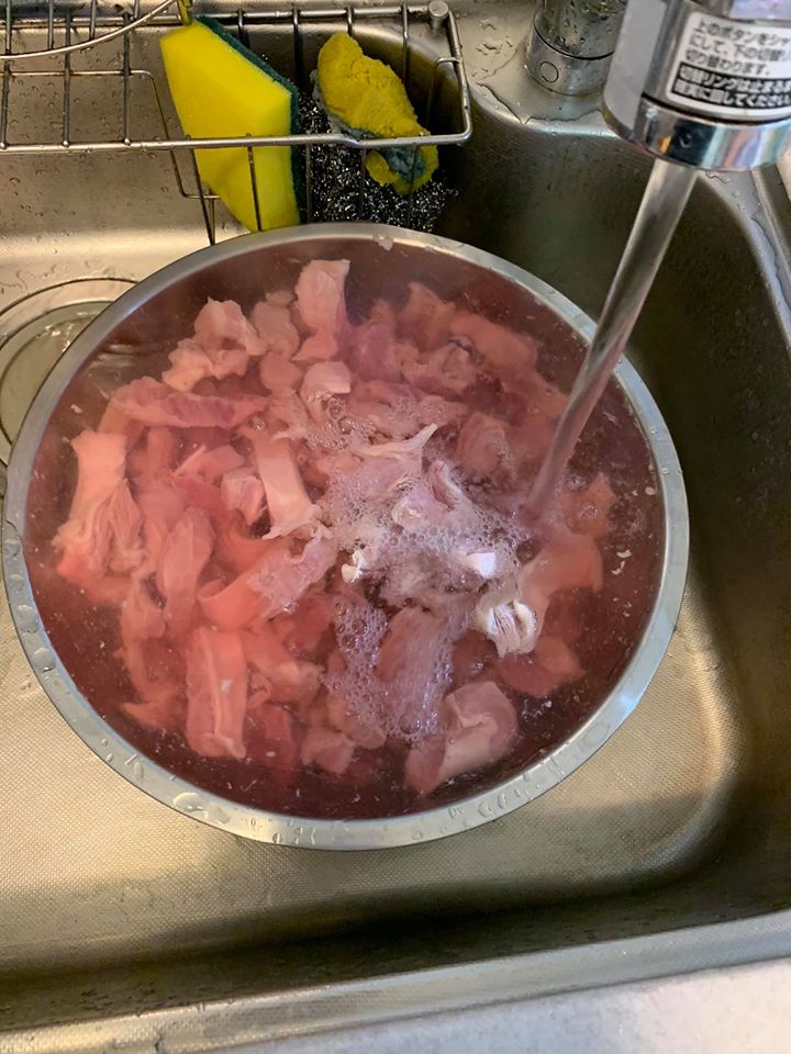 血水需要充分沖洗。