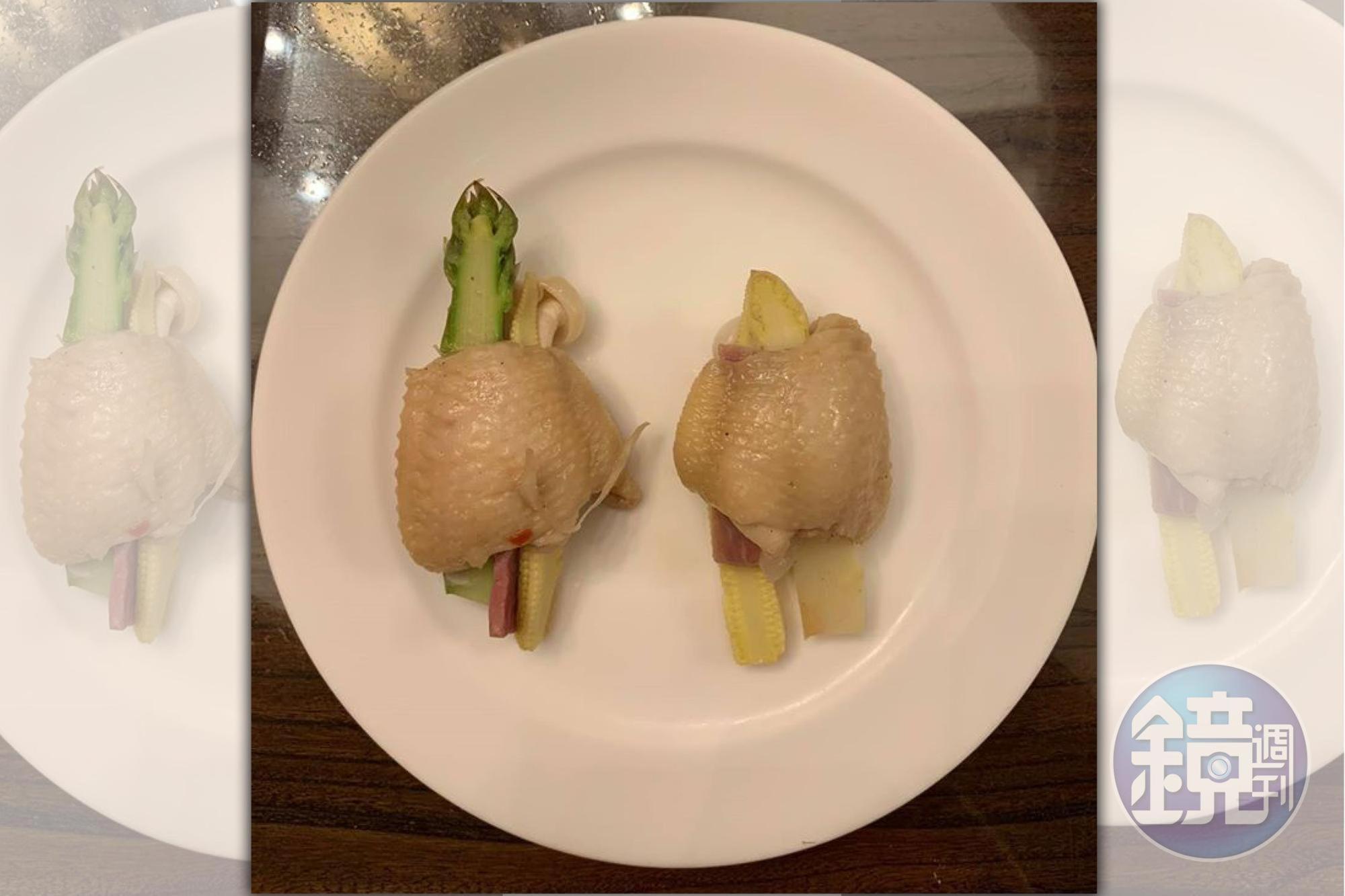 「雞翼蘆筍」這道菜是將白蘆筍與綠蘆筍穿在雞翼中，是一道很清爽的便當菜。