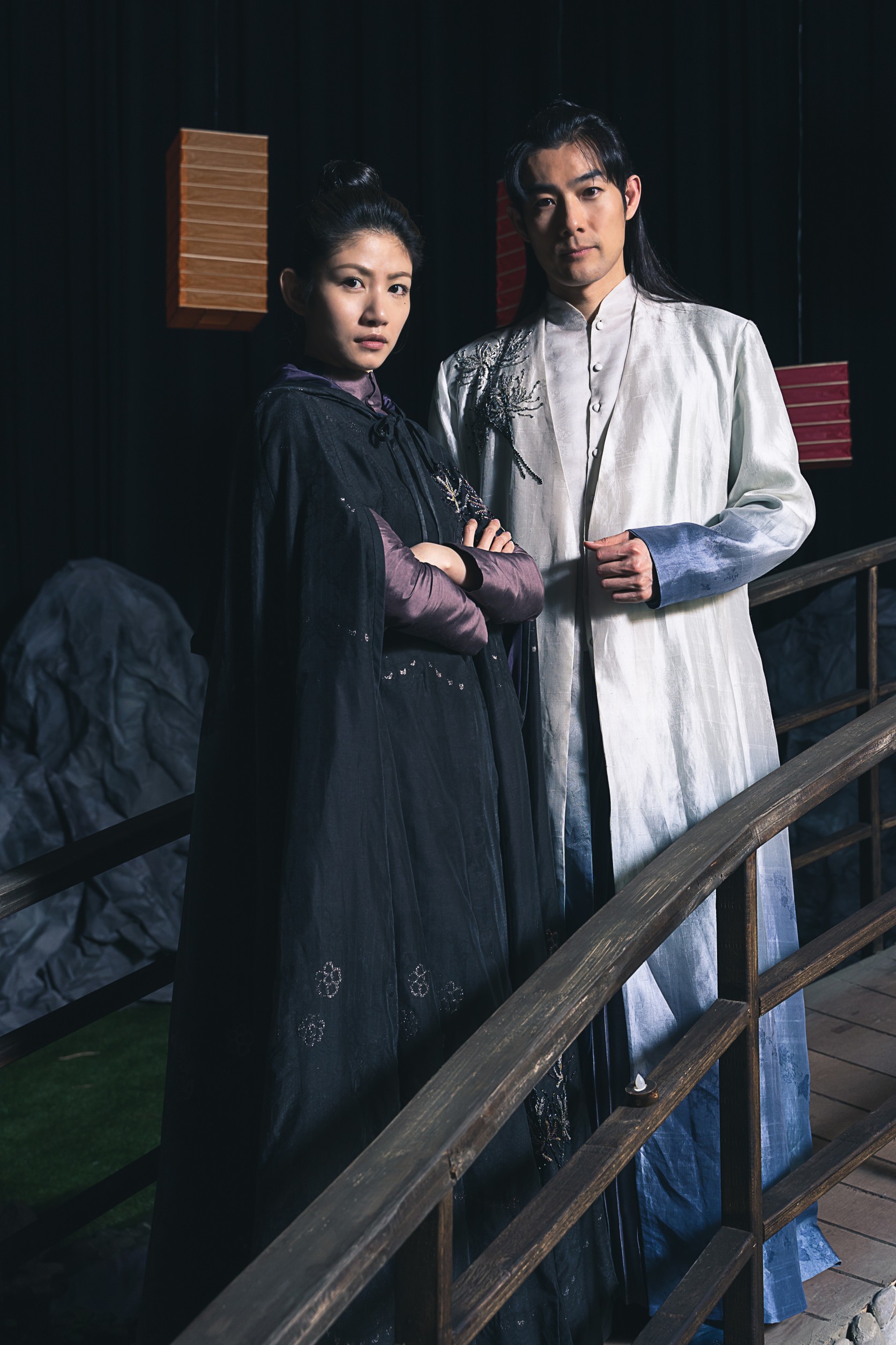 施易男跟李千那為《孟婆客棧》首次合作，現場火花四射，默契十足。（民視提供）