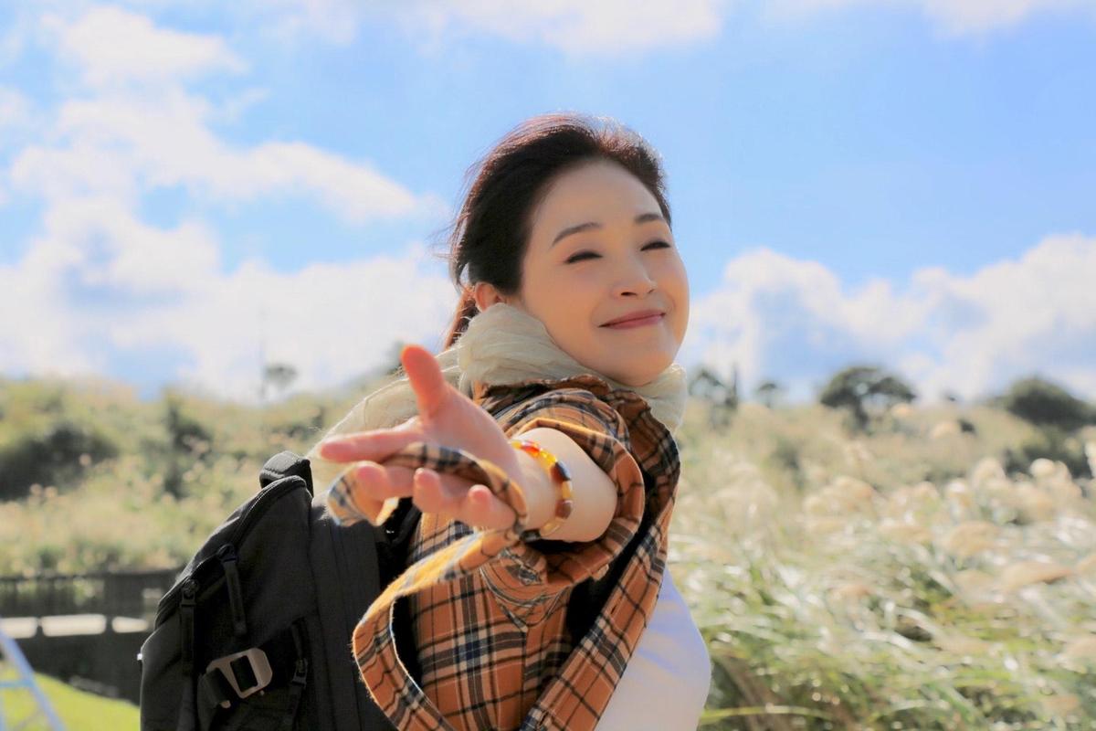 方季惟健檢時發現2顆小腫瘤，但她目前還沒有開刀打算。（尚時代文創娛樂工作室提供）