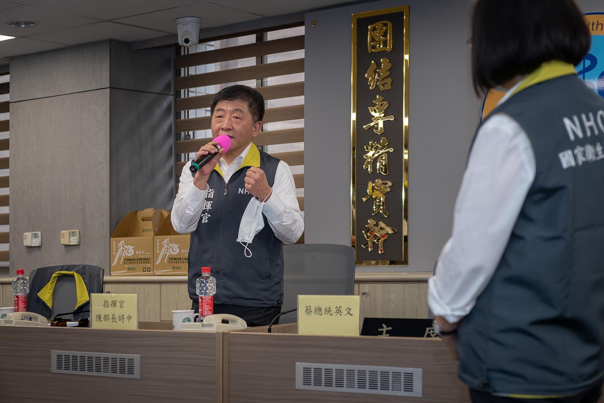 陳時中保持一貫謙虛態度,感謝無名英雄默默的努力使台灣防疫有成。(總統府提供)