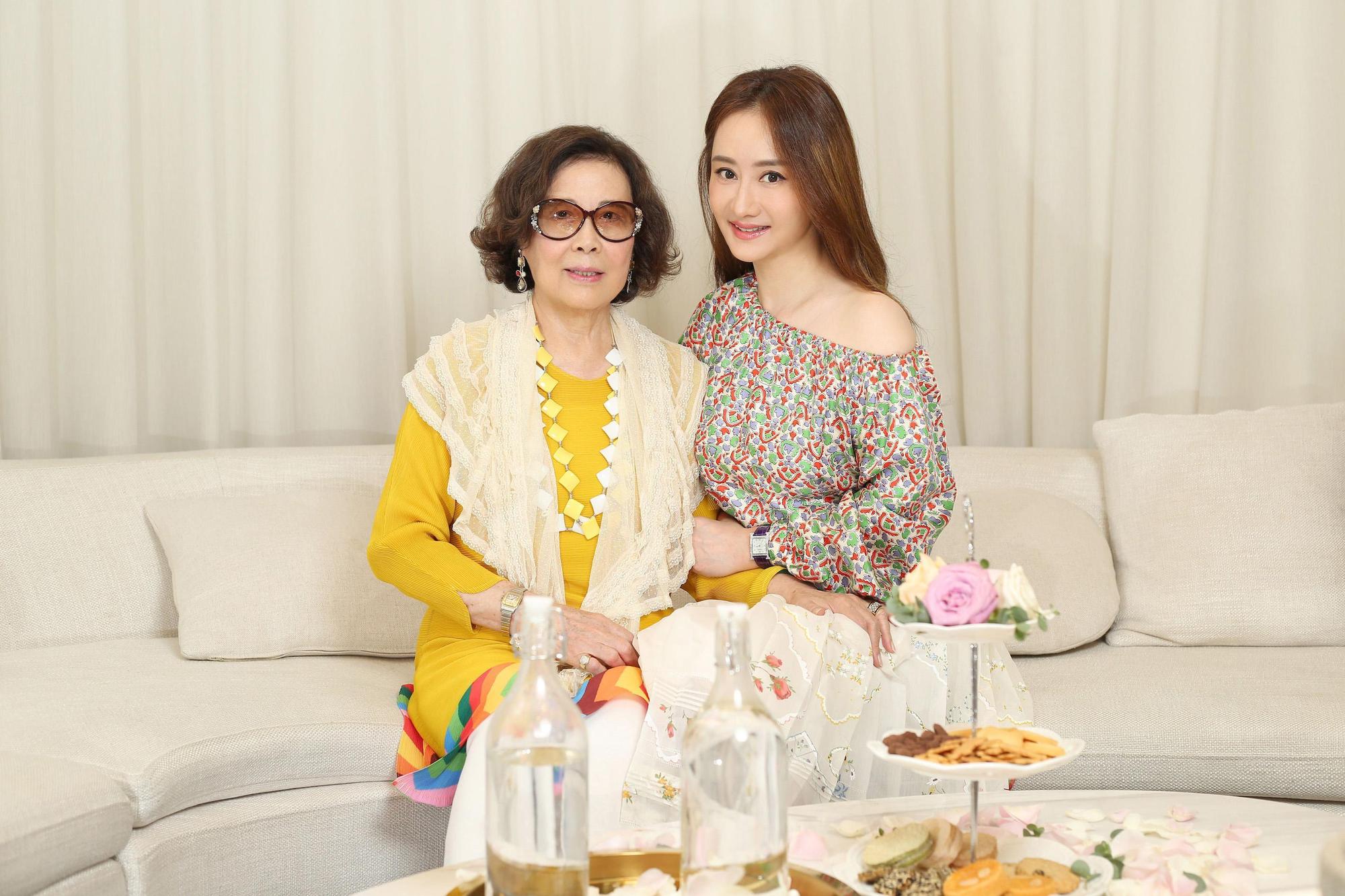 宣布離婚不久的陳德容,母親節帶著76歲的媽媽去做醫美。(展慧創意提供)