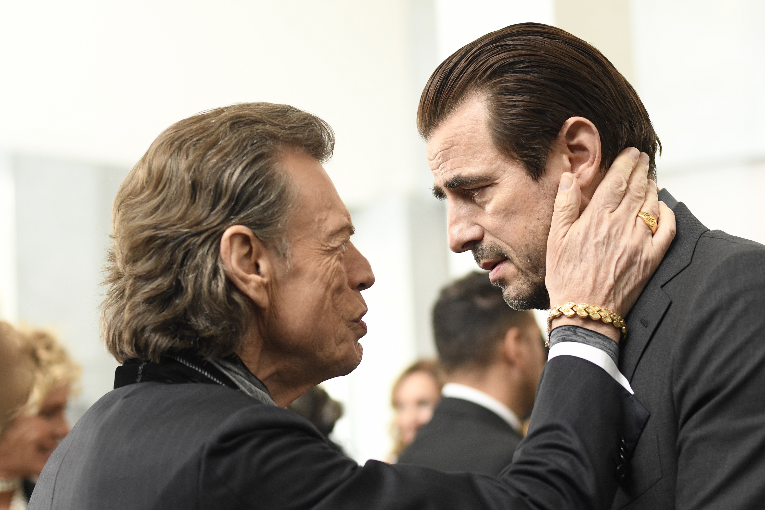 歐洲影帝克萊斯邦與米克傑格有不少對手戲，他因為太崇拜米克傑格，兩人初見面時反而鬧了笑話。（CatchPlay）