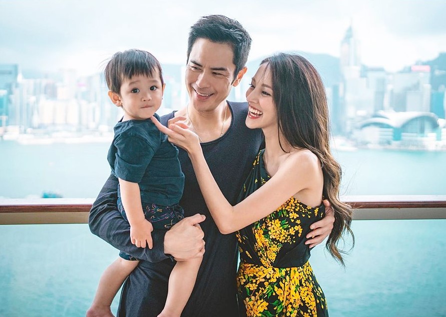 陳凱琳PO出一系列家庭合照，「一家四口」一同入鏡。（翻攝自陳凱琳IG）