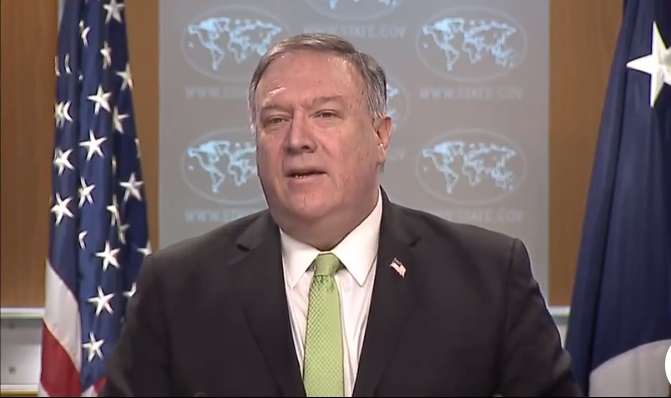 蓬佩奧今（21日）現身美國務院大樓時，又再度恭賀蔡英文總統就職。（翻攝自U.S. Department of State臉書影片）