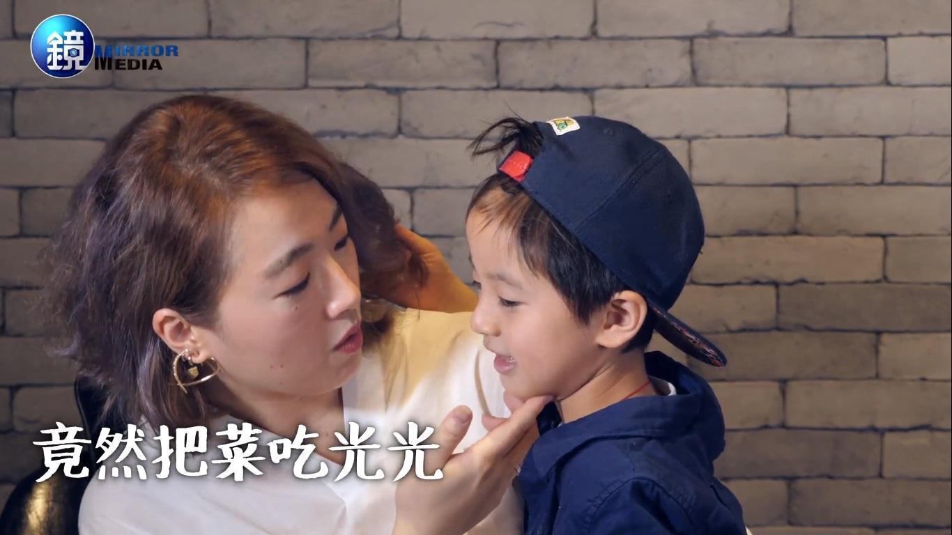 主婦Polly使用德國百靈MQ5系列製作孩子平時不愛的蔬菜料理,竟然全部吃光光。