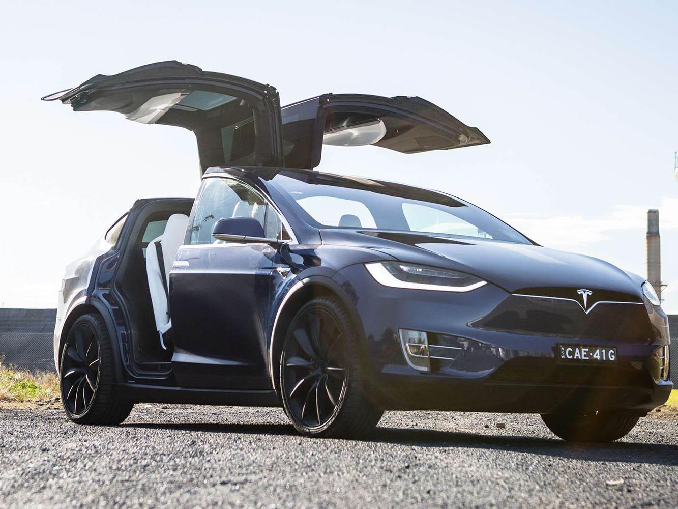 TESLA Model X Performance