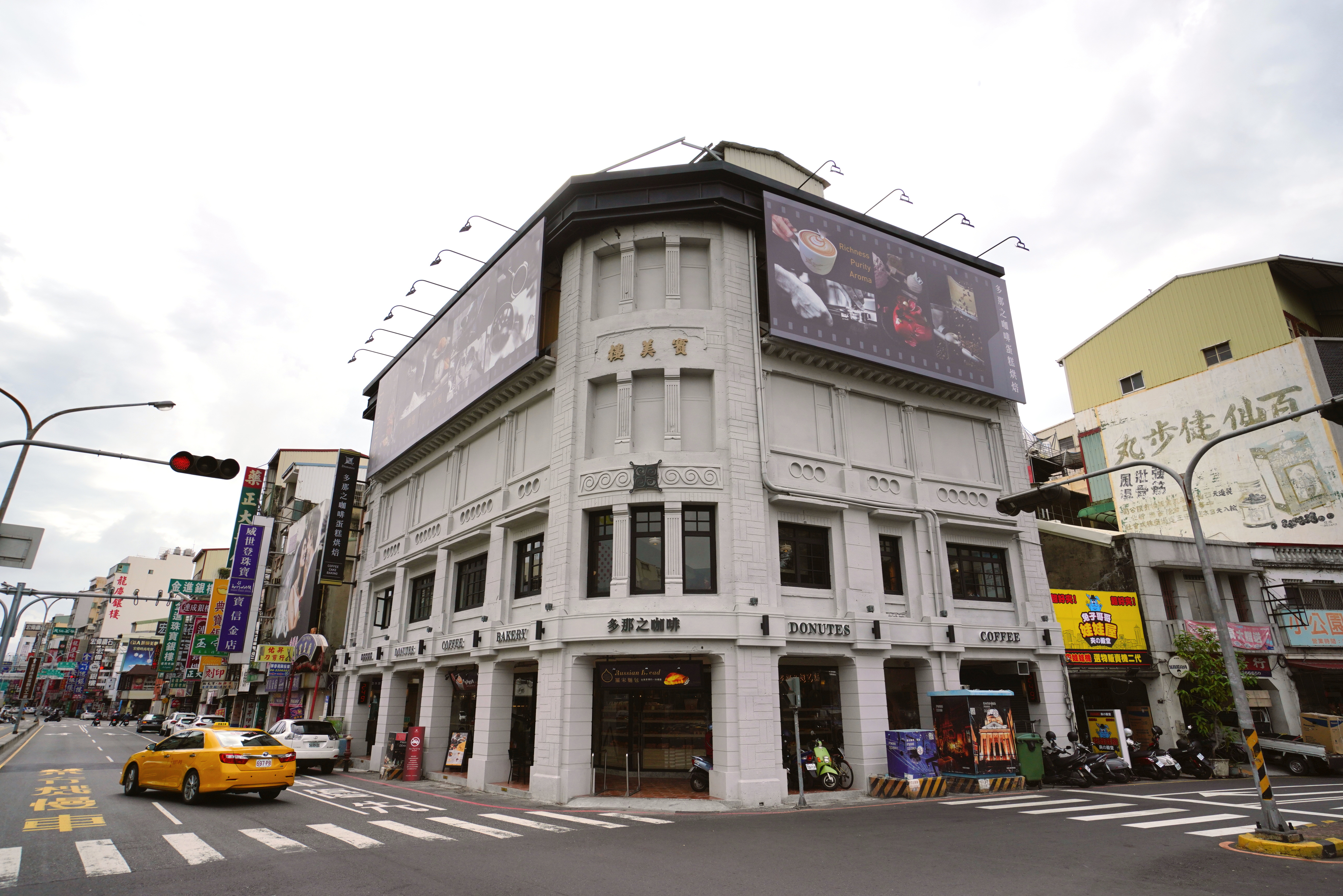 寶美樓是4層樓建築，在日治時期一度是臺南最高的地標。