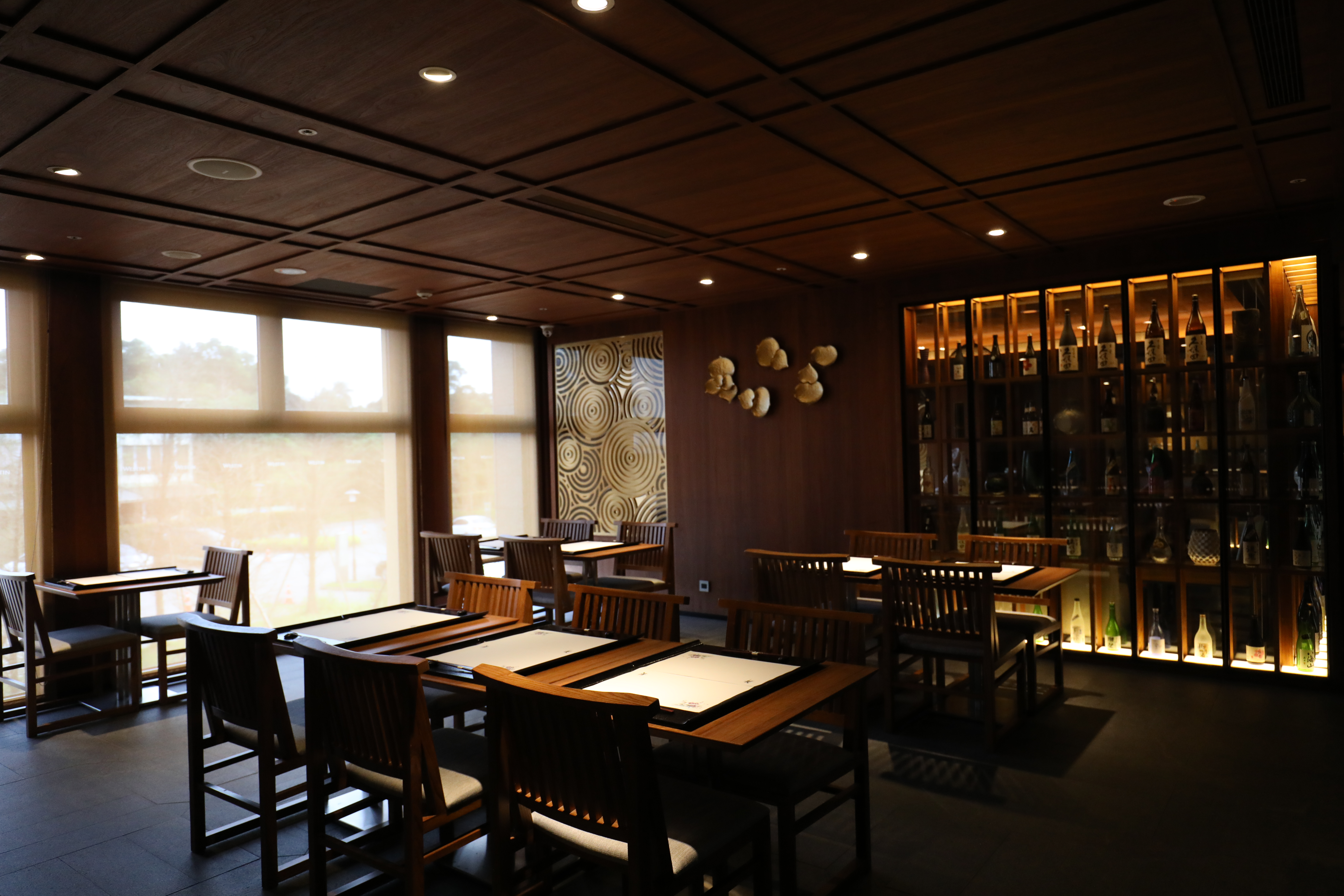 餐廳有多達4、50款清酒，客人可依喜好佐餐。