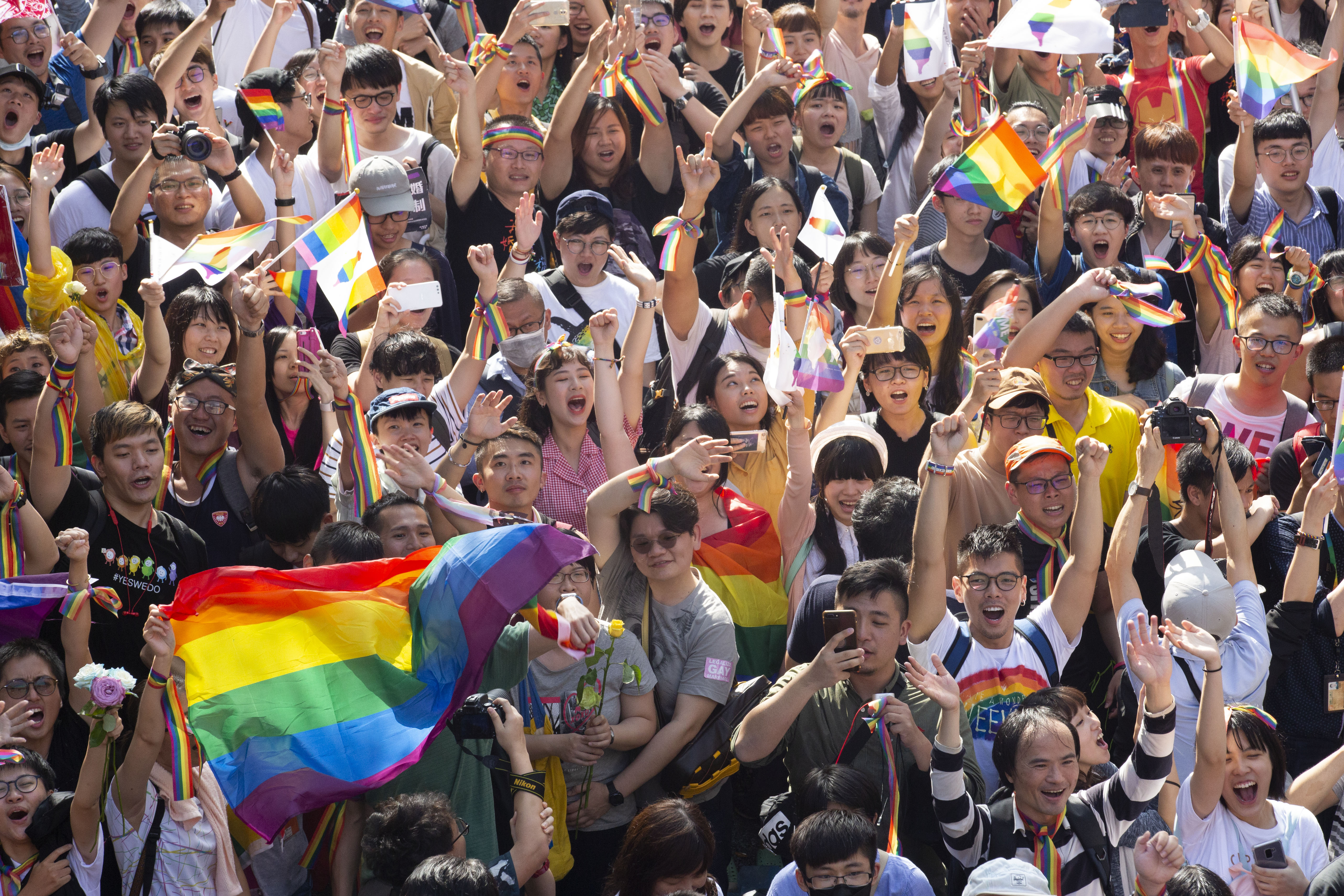 去年5月24日台灣通過同婚專法，被譽為亞洲第一。