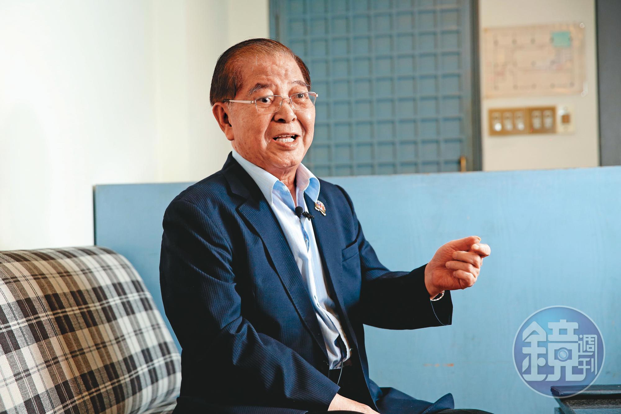 人稱三哥、虎哥的陳虎門是退役情報人員，也是當年協助策劃、執行江南案的重要角色。