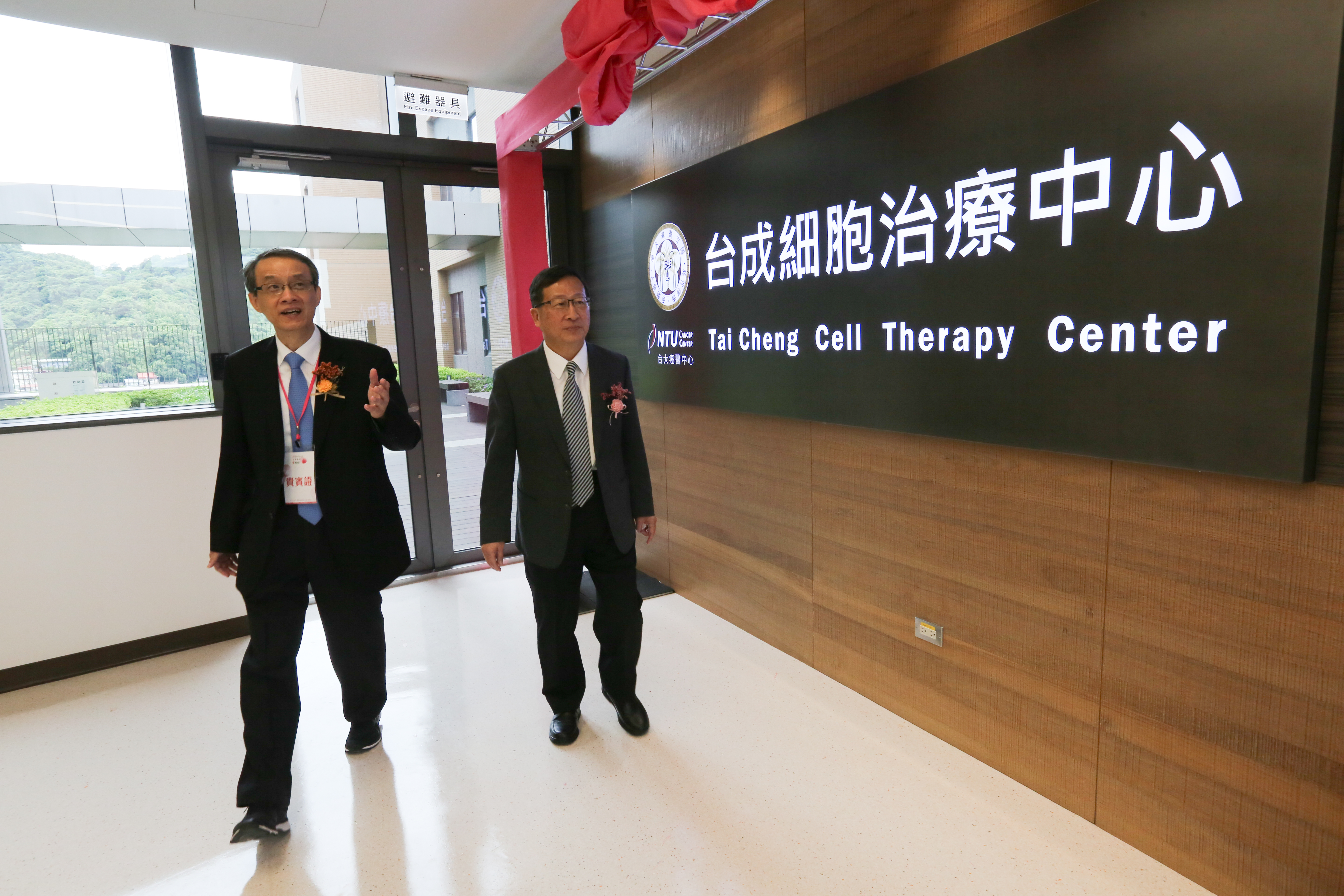 由唐季祿主持的「臺灣大學台成幹細胞治療中心」，現在不僅已是全台最權威的血癌移植中心，全台灣有二分之一的血癌病例都在此進行治療。（本刊資料照）