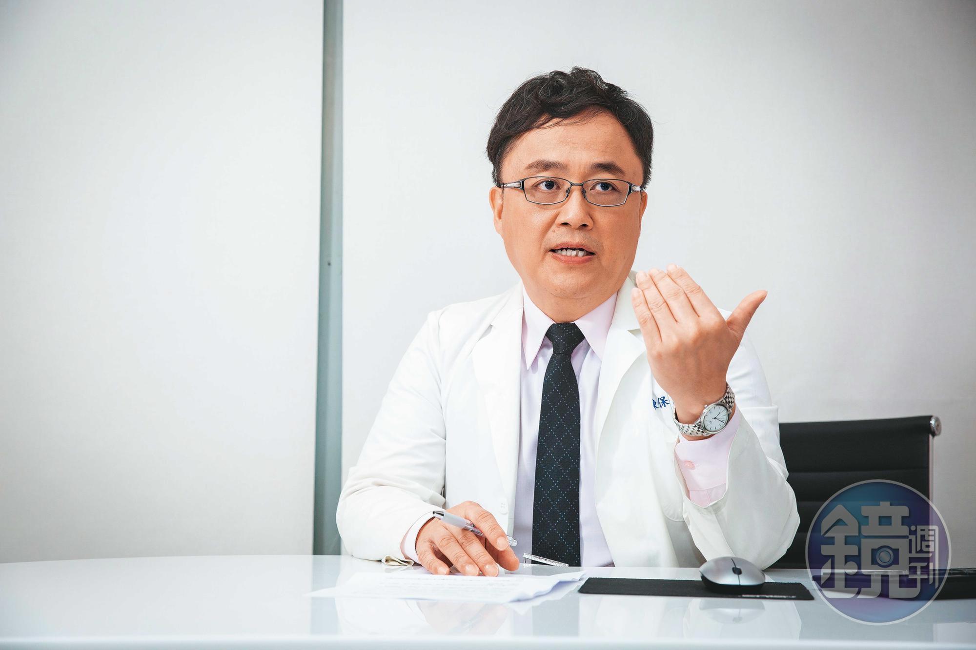 婦產科名醫陳保仁醫師。