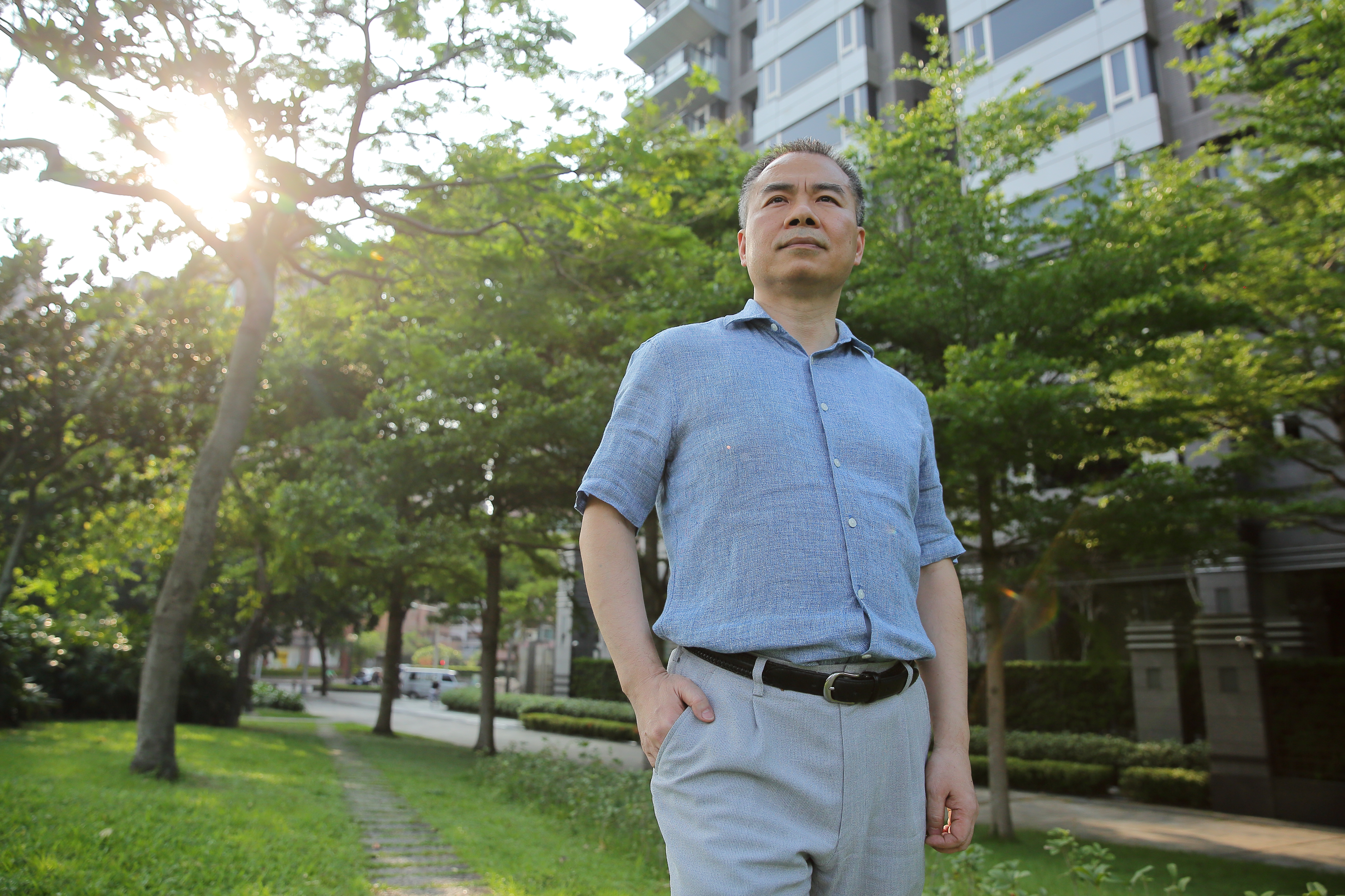 操作期貨得緊盯螢幕，加上壓力大，張松允身體因此出現警訊。